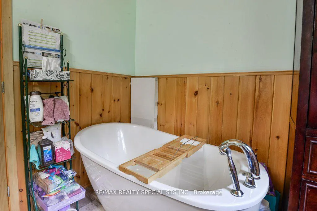 Photo 16 of 7468 Ash Crescent, Ramara, Rural Ramara — HOMEH