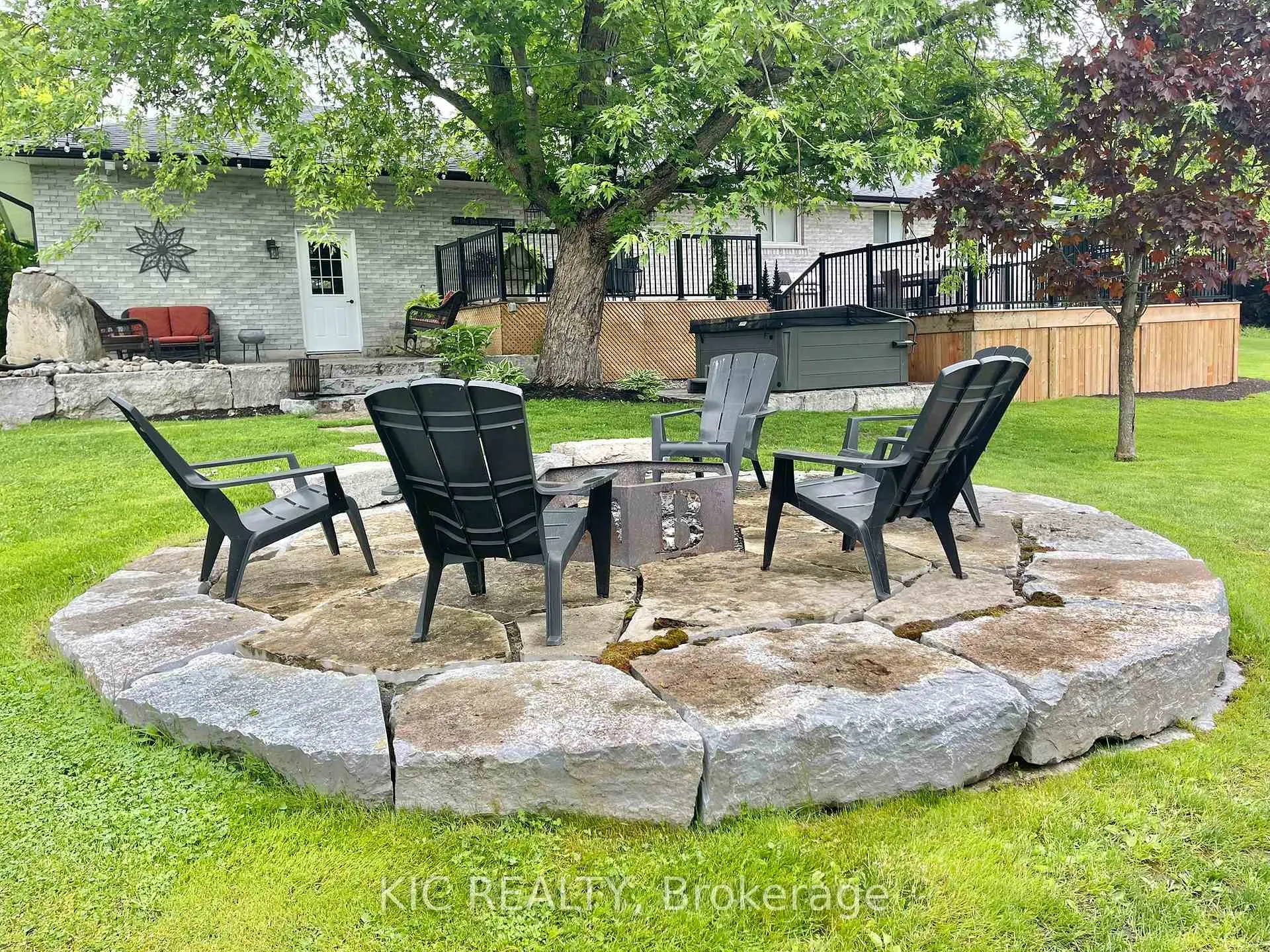 Photo 4 of 556 Fifth Line Rd Dummer, Douro-Dummer — HOMEH