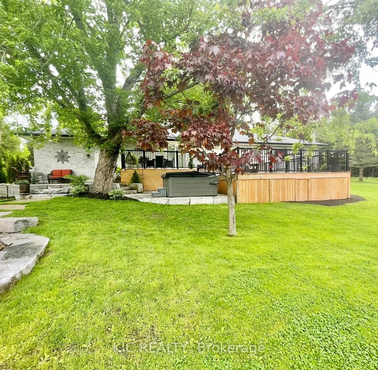 Photo 9 of 556 Fifth Line Rd Dummer, Douro-Dummer — HOMEH