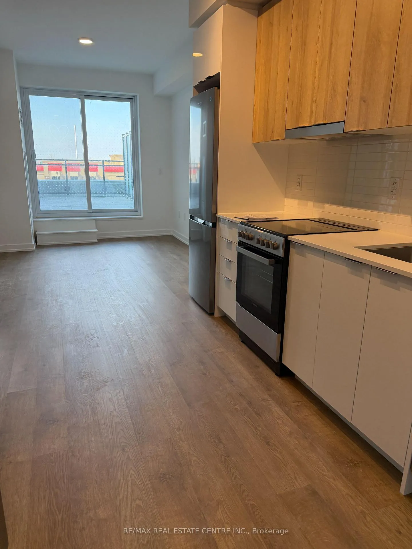 Photo 2 of Unit 209, 9763 Markham Road, Markham, Greensborough — HOMEH