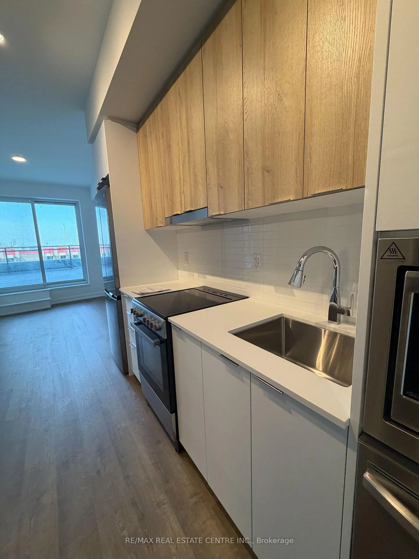 Photo 4 of Unit 209, 9763 Markham Road, Markham, Greensborough — HOMEH