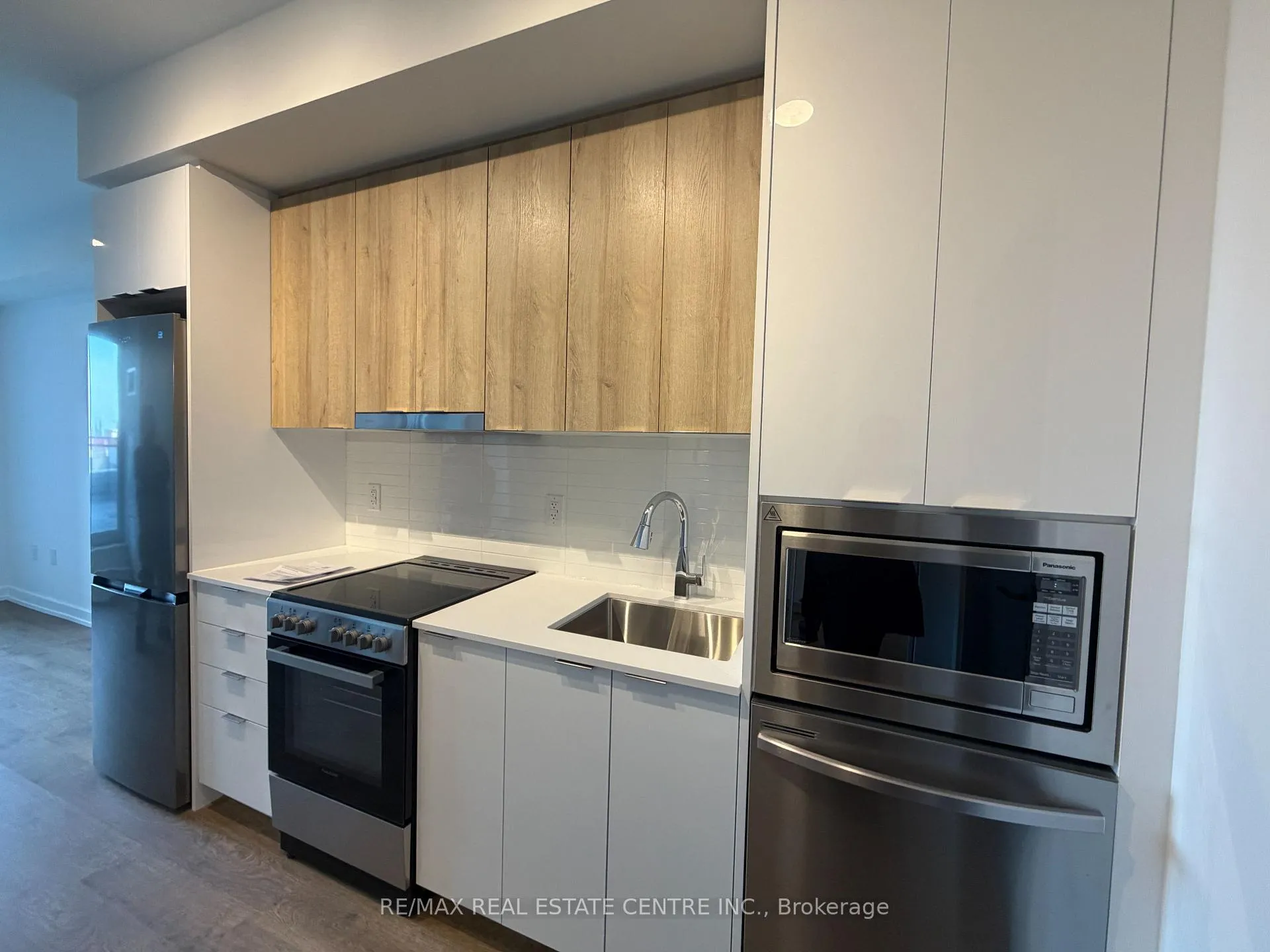 Photo 10 of Unit 209, 9763 Markham Road, Markham, Greensborough — HOMEH