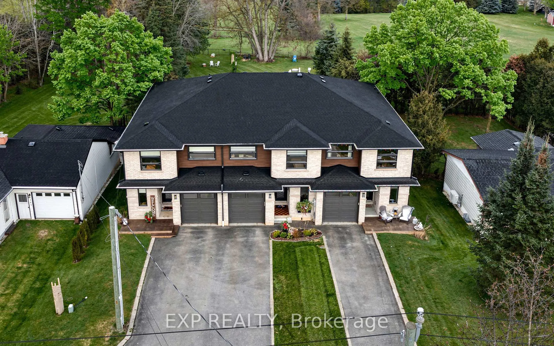 Photo 2 of 745 Waterloo Street, Wellington North, Mount Forest — HOMEH