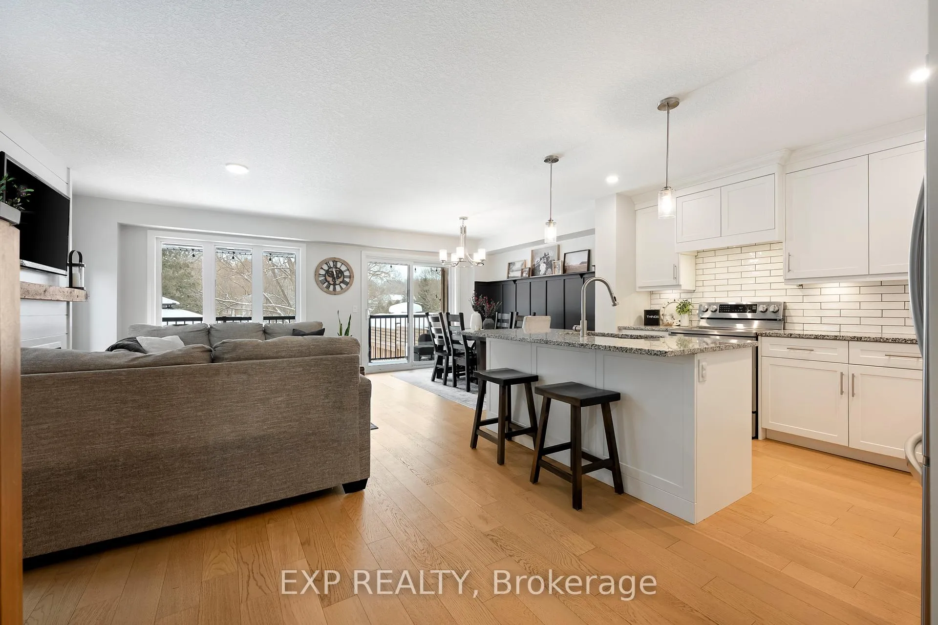 Photo 5 of 745 Waterloo Street, Wellington North, Mount Forest — HOMEH