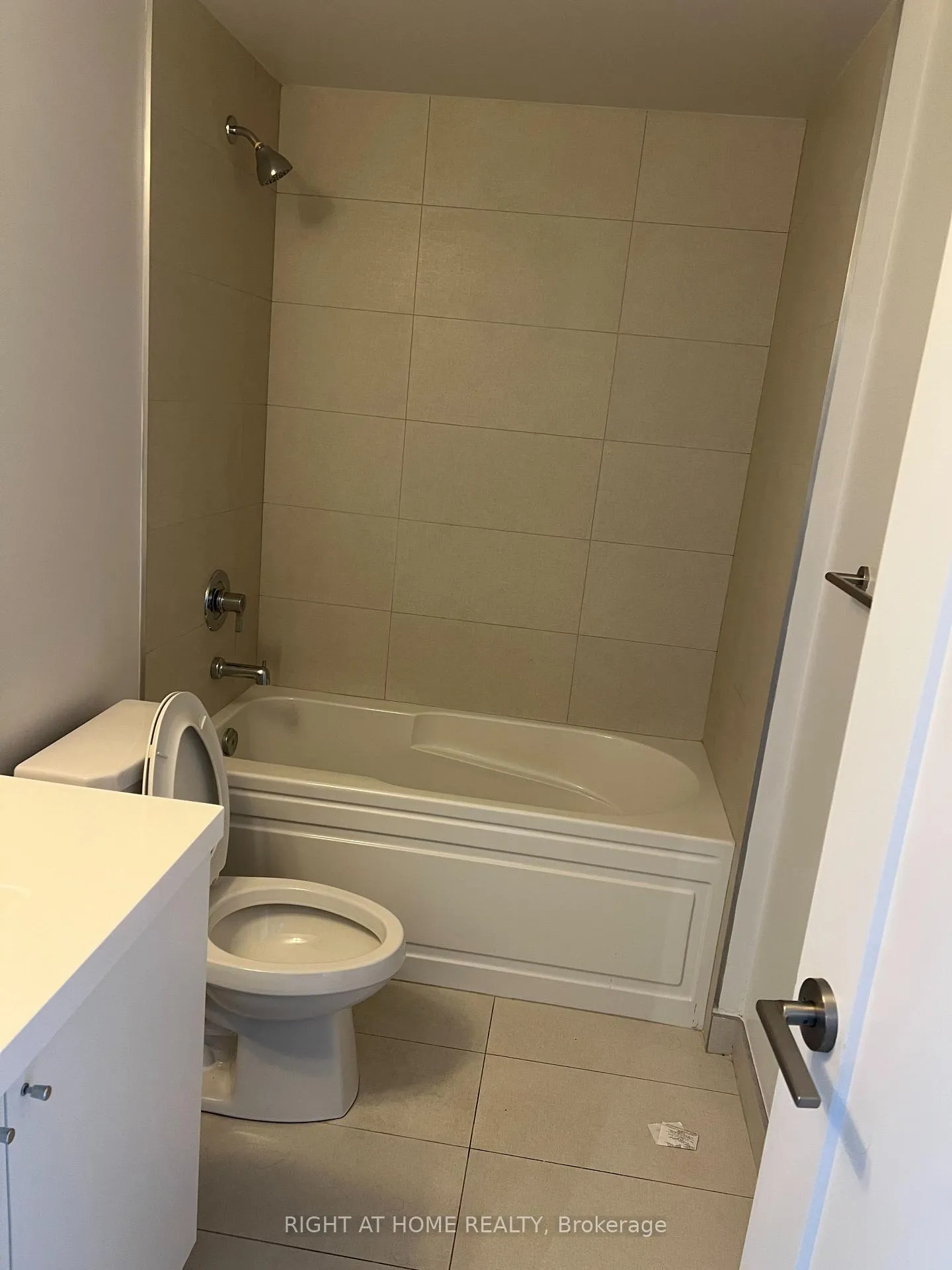 Photo 7 of Unit 1016, 2550 Simcoe Street, Oshawa, Windfields — HOMEH