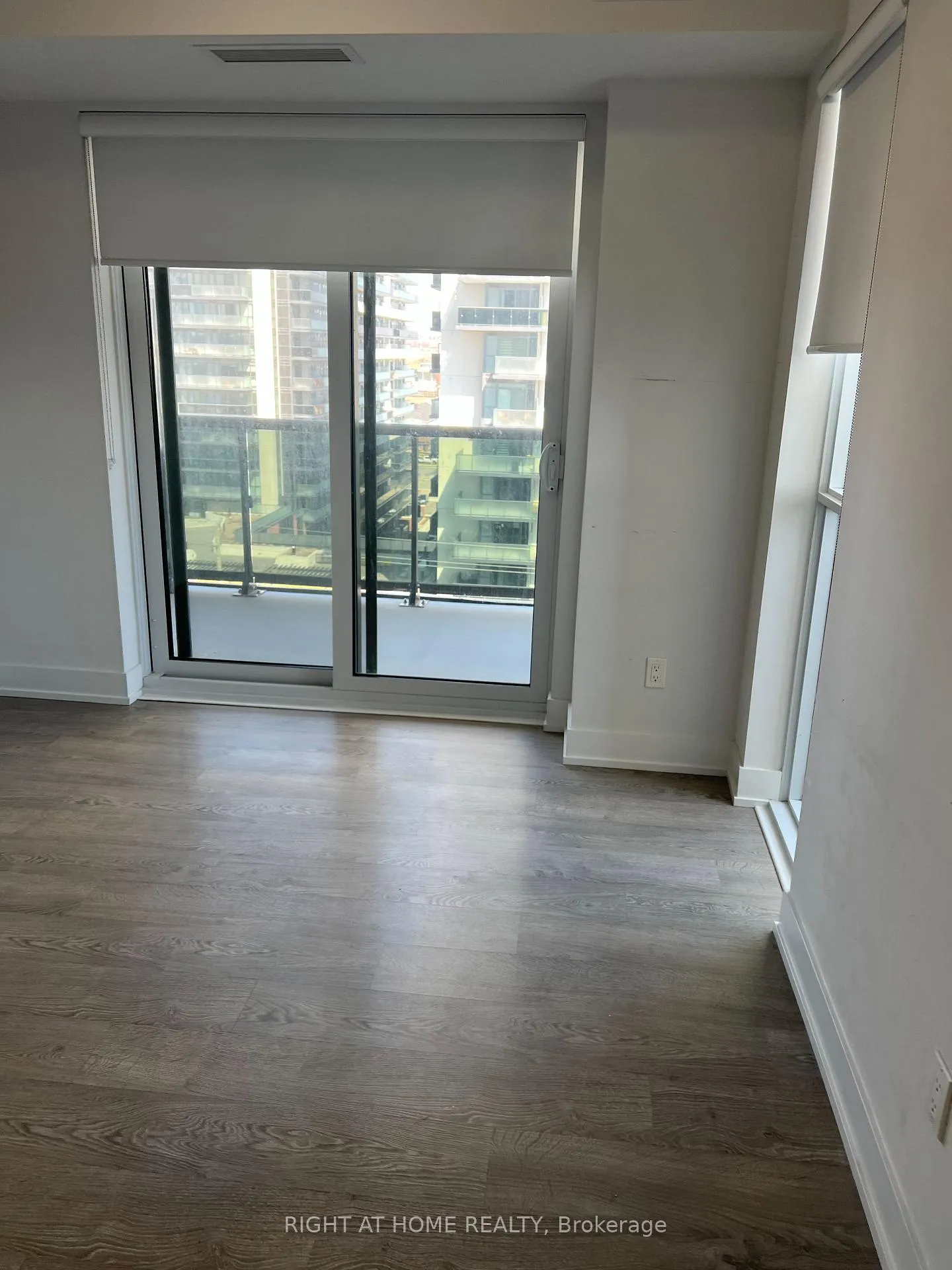 Photo 15 of Unit 1016, 2550 Simcoe Street, Oshawa, Windfields — HOMEH