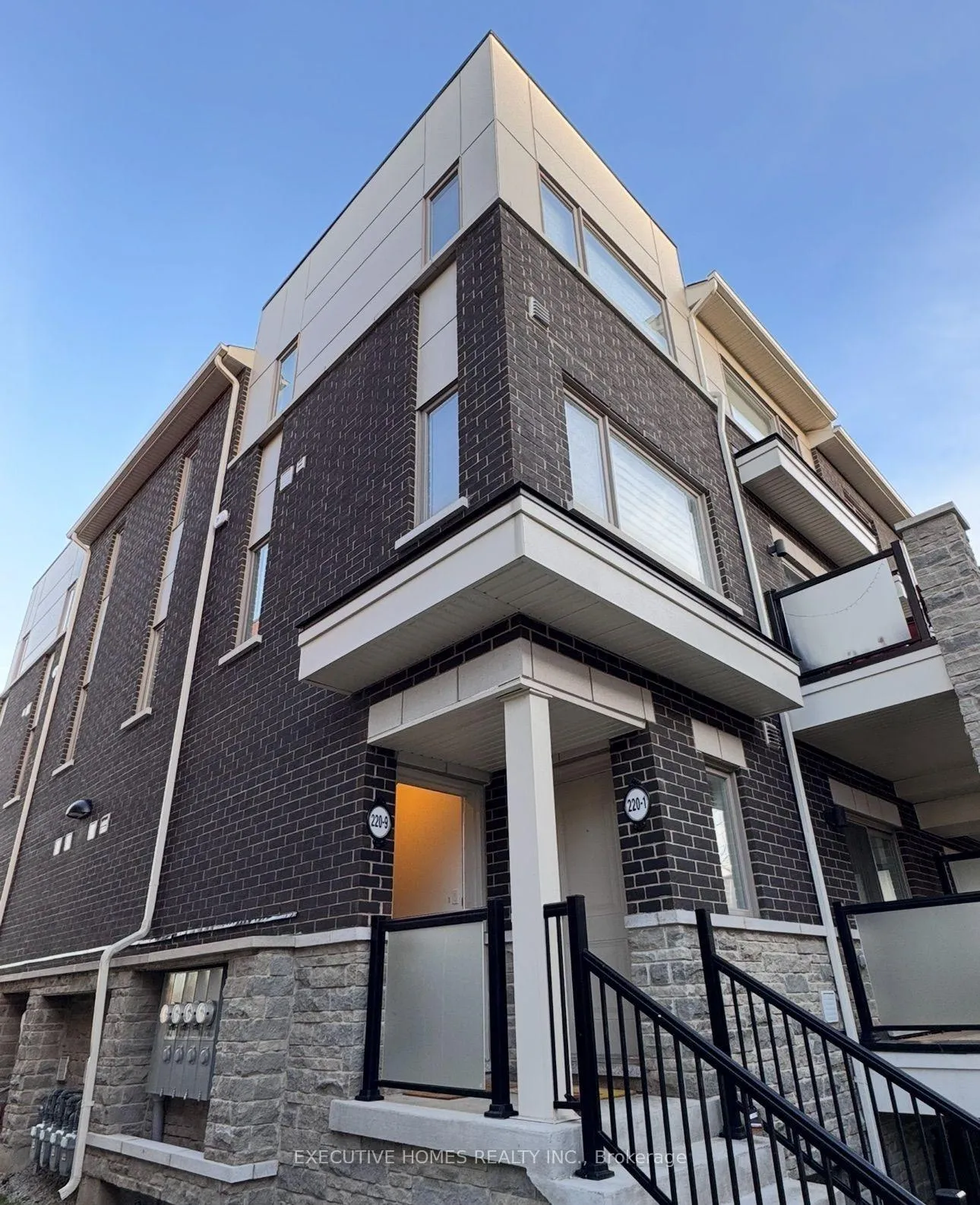 Front of Unit 9, 220 Lagerfeld Drive