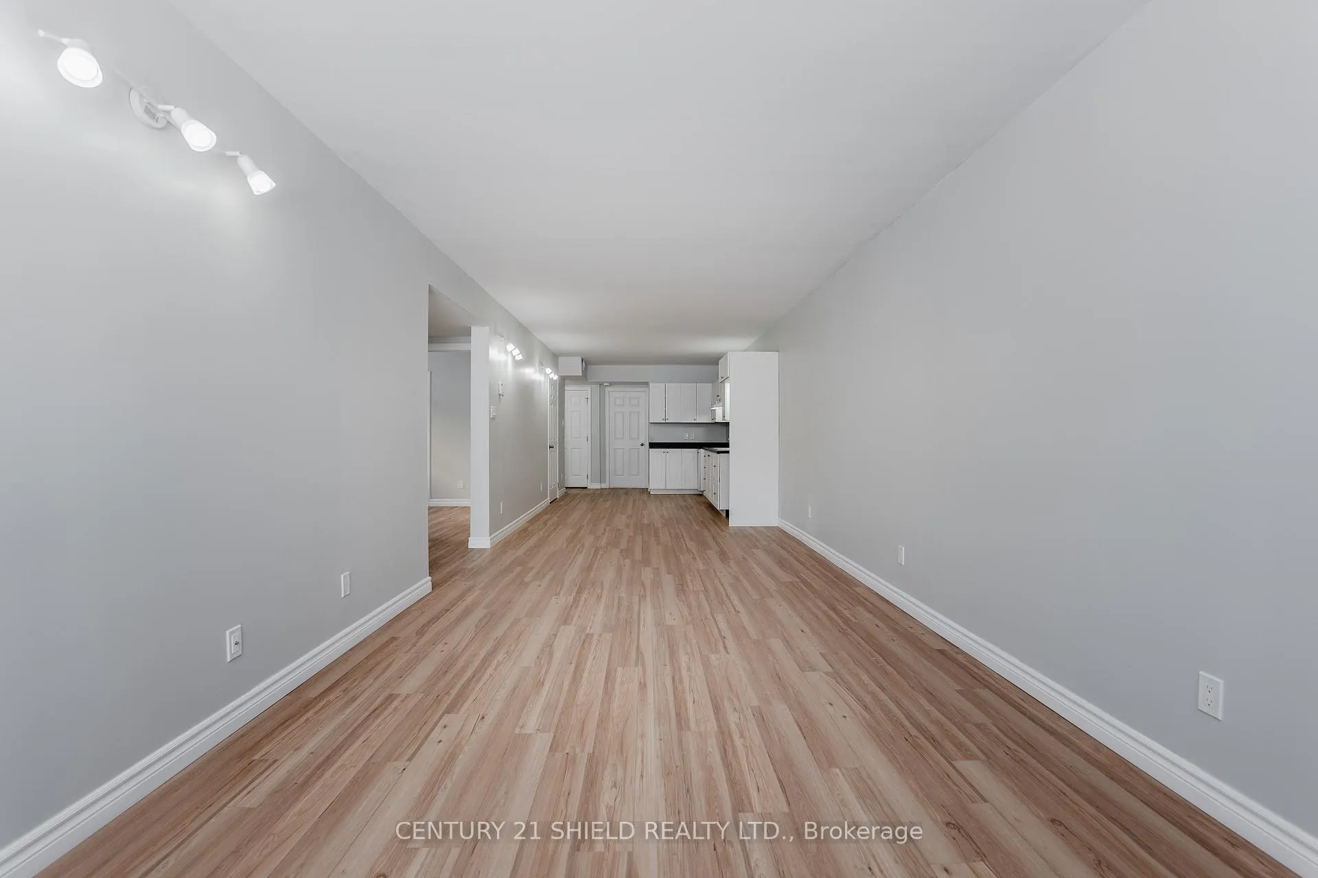Photo 29 of 5 William Street, North Stormont, Finch — HOMEH