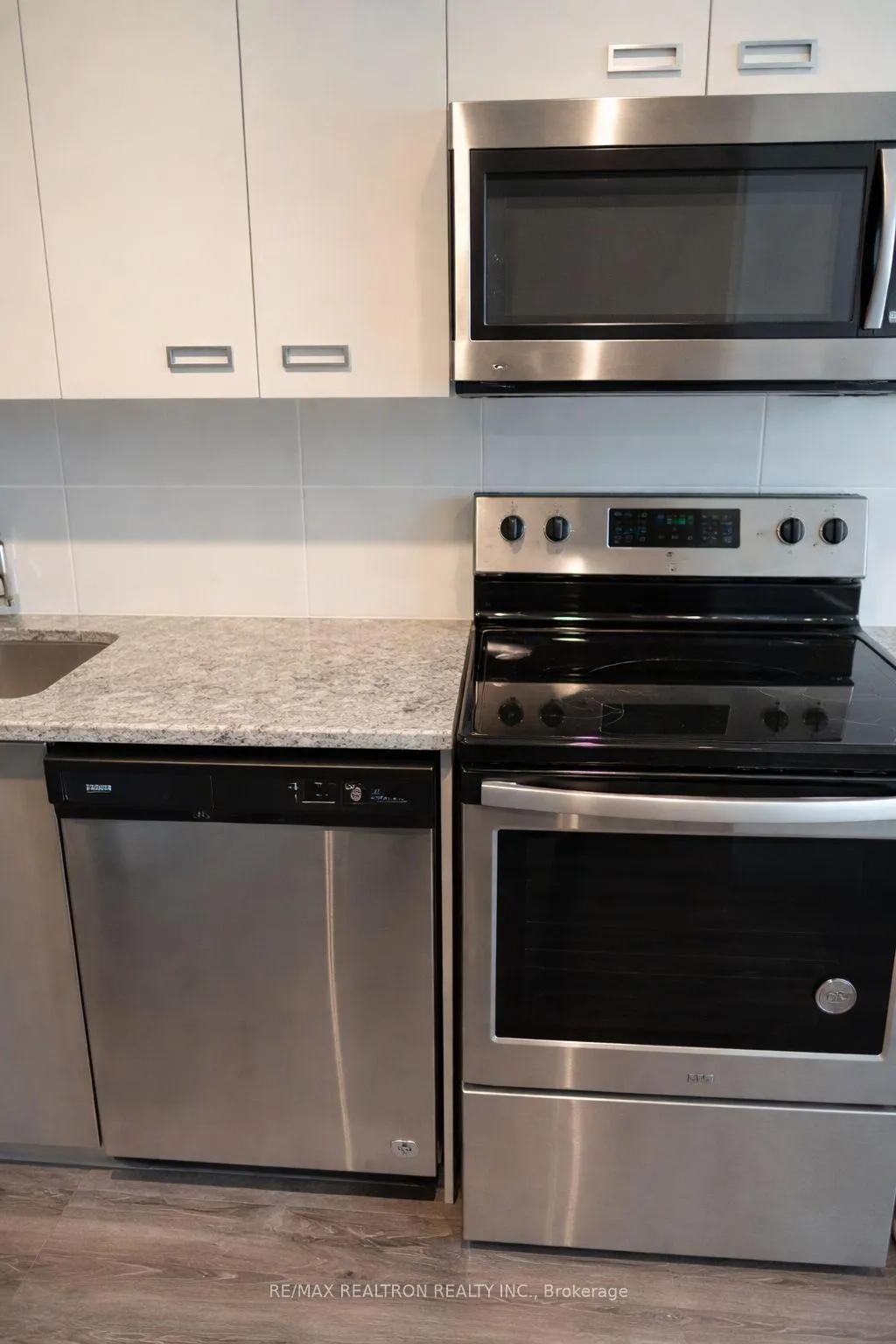 Photo 7 of Unit 209, 257 Hemlock Street, Waterloo, Beechwood/University — HOMEH