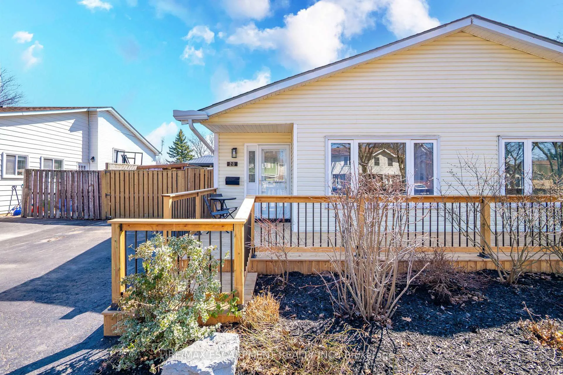 Photo 2 of 28 Golden Orchard Drive, Hamilton, Gourley — HOMEH