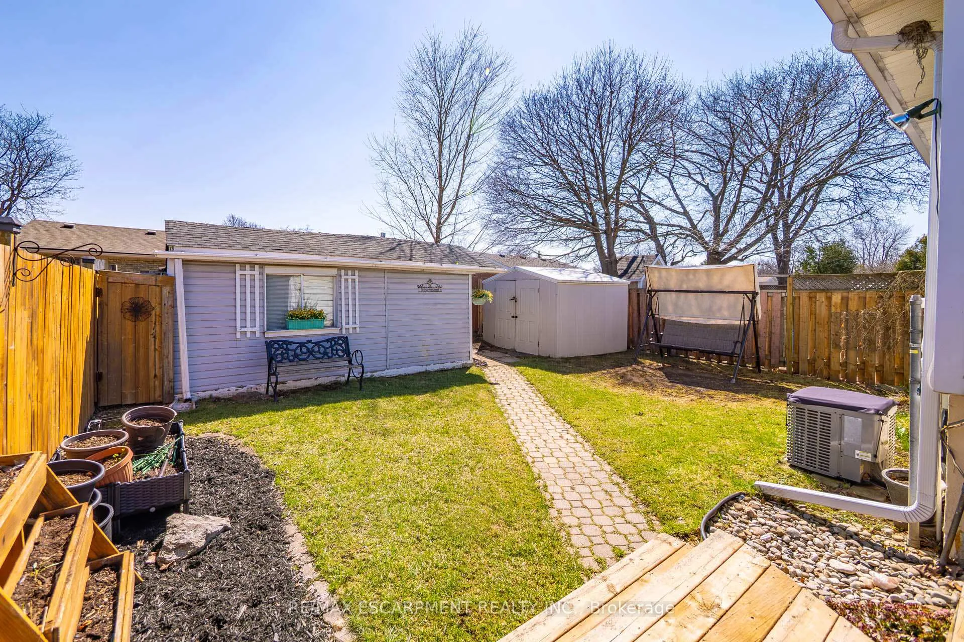 Photo 35 of 28 Golden Orchard Drive, Hamilton, Gourley — HOMEH