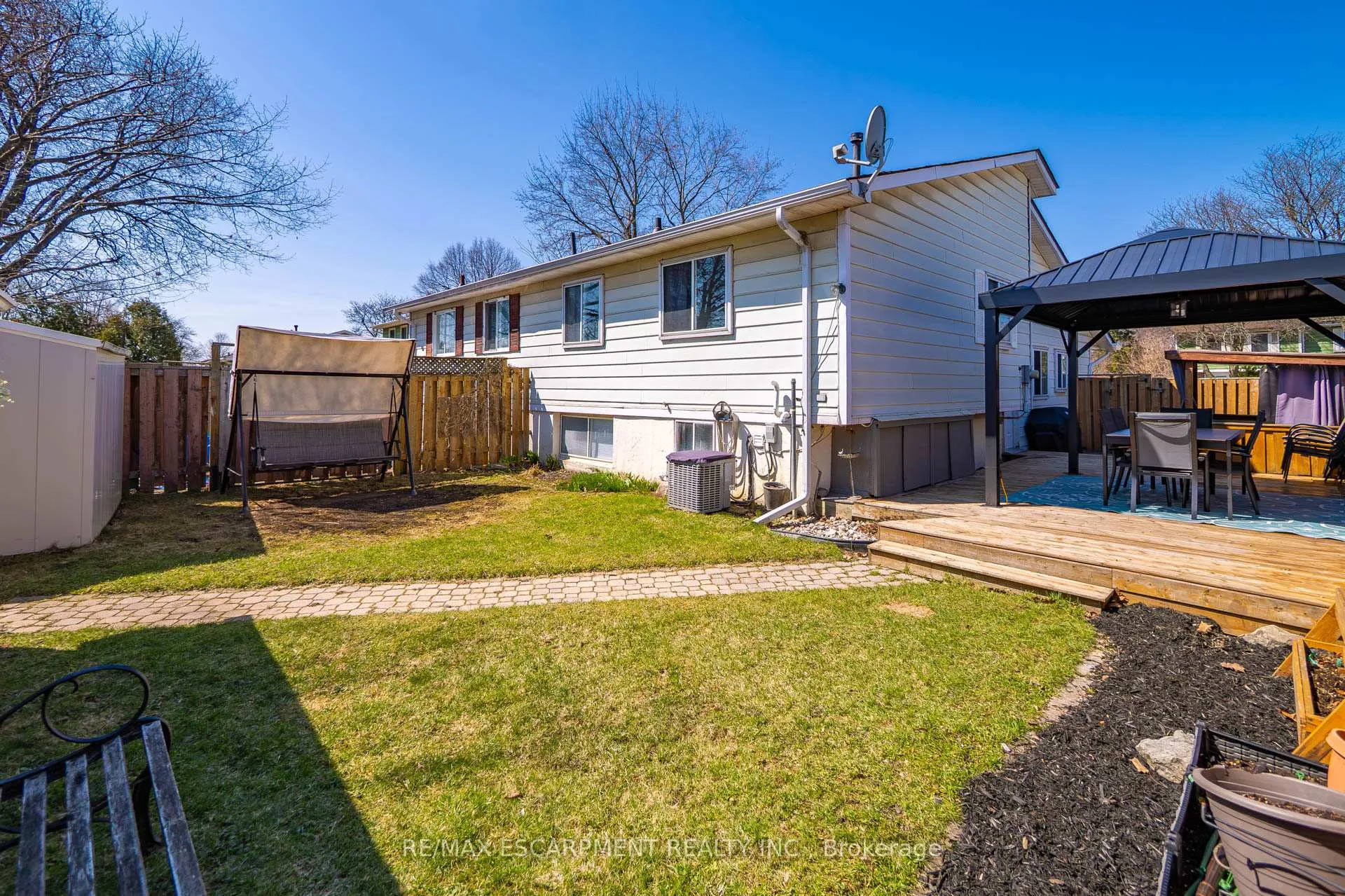 Photo 36 of 28 Golden Orchard Drive, Hamilton, Gourley — HOMEH