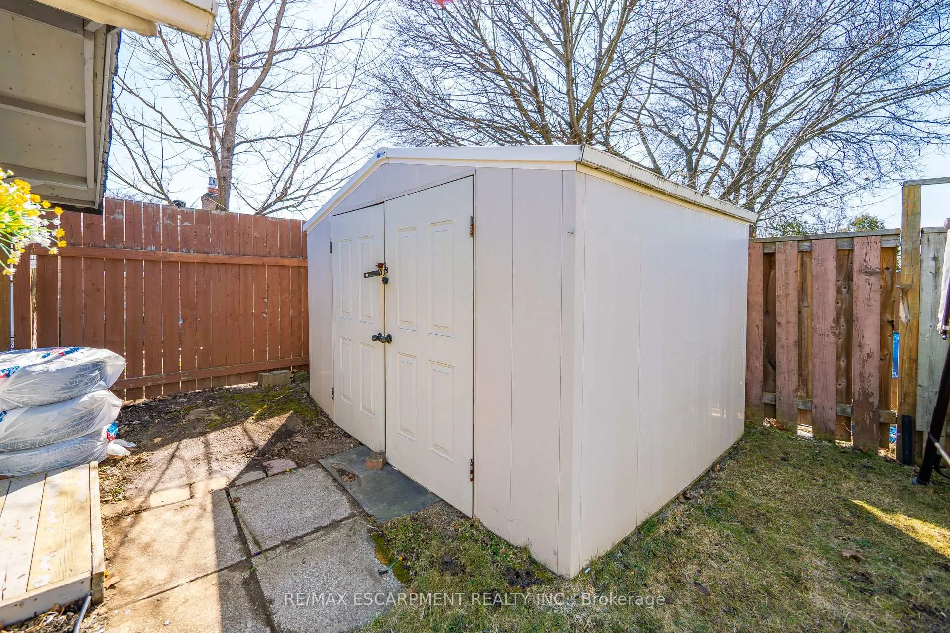 Photo 39 of 28 Golden Orchard Drive, Hamilton, Gourley — HOMEH
