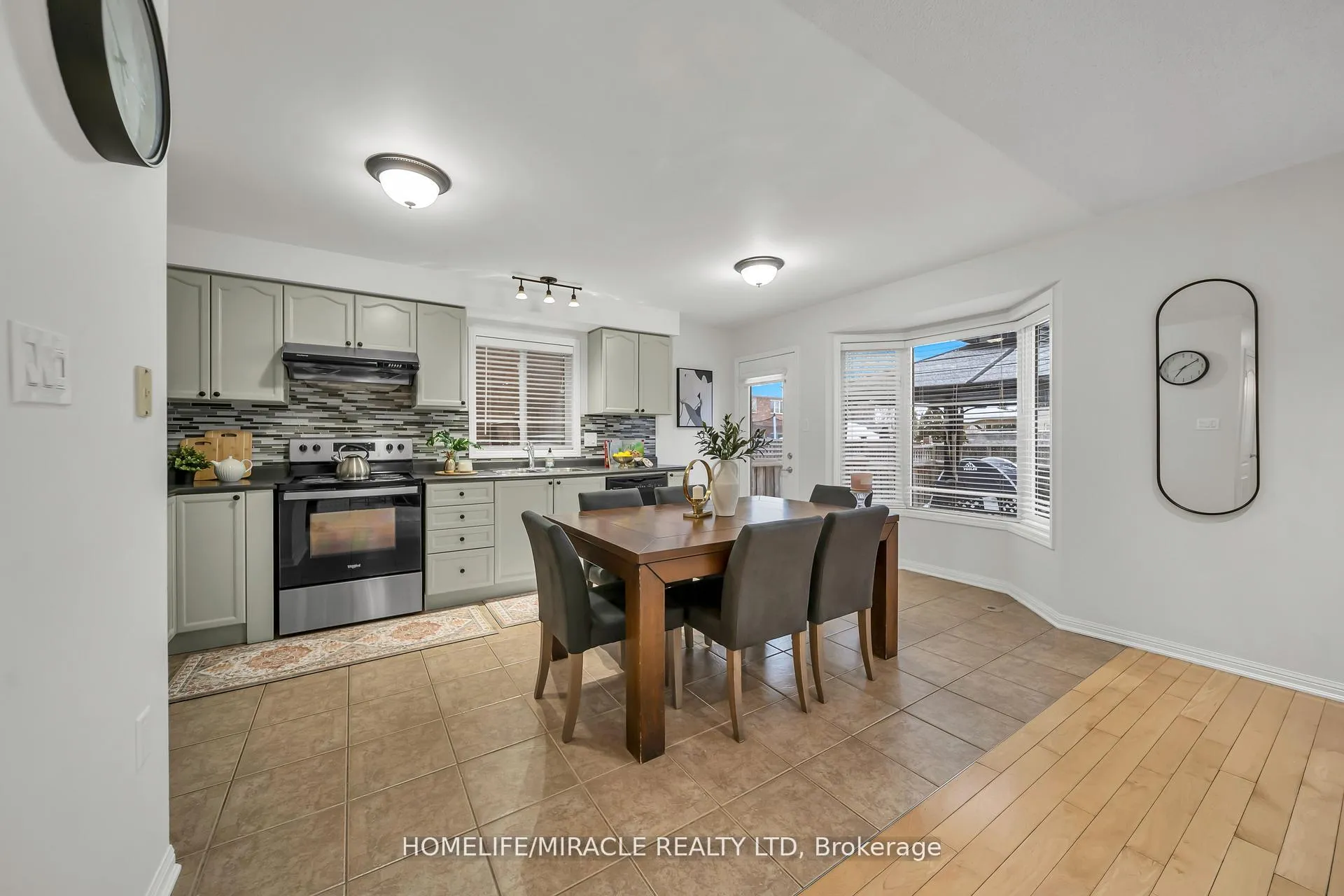 Photo 16 of 810 Hepburn Road, Milton, Coates — HOMEH
