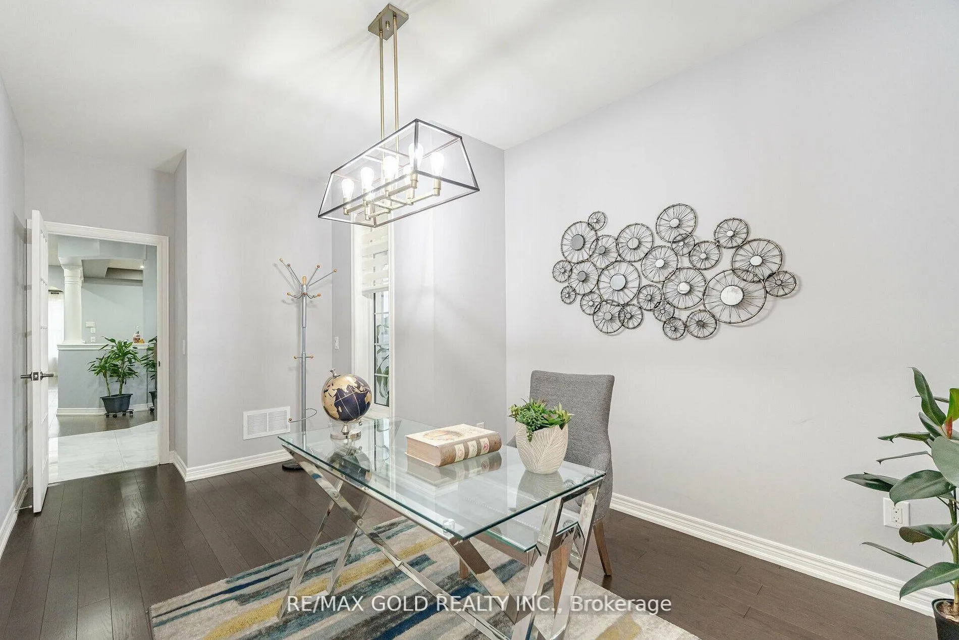 Photo 11 of 30 Fulmer Road, Brampton, Northwest Brampton — HOMEH