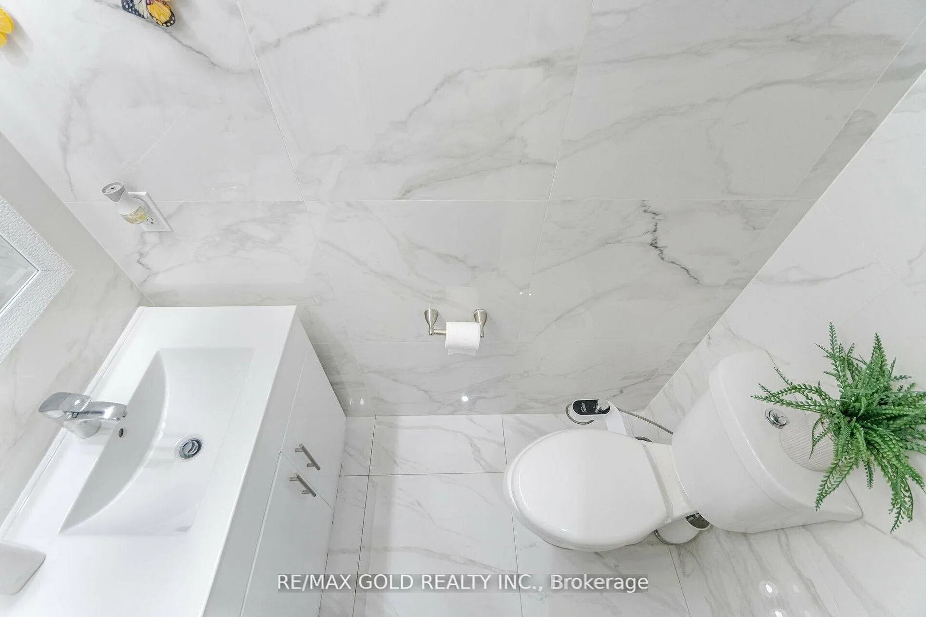 Photo 14 of 30 Fulmer Road, Brampton, Northwest Brampton — HOMEH