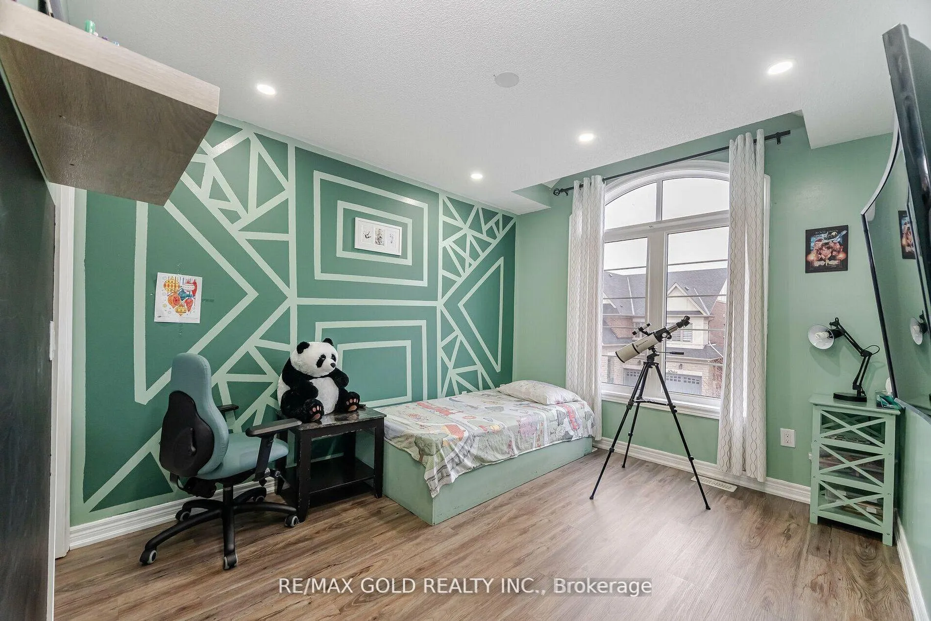Photo 28 of 30 Fulmer Road, Brampton, Northwest Brampton — HOMEH