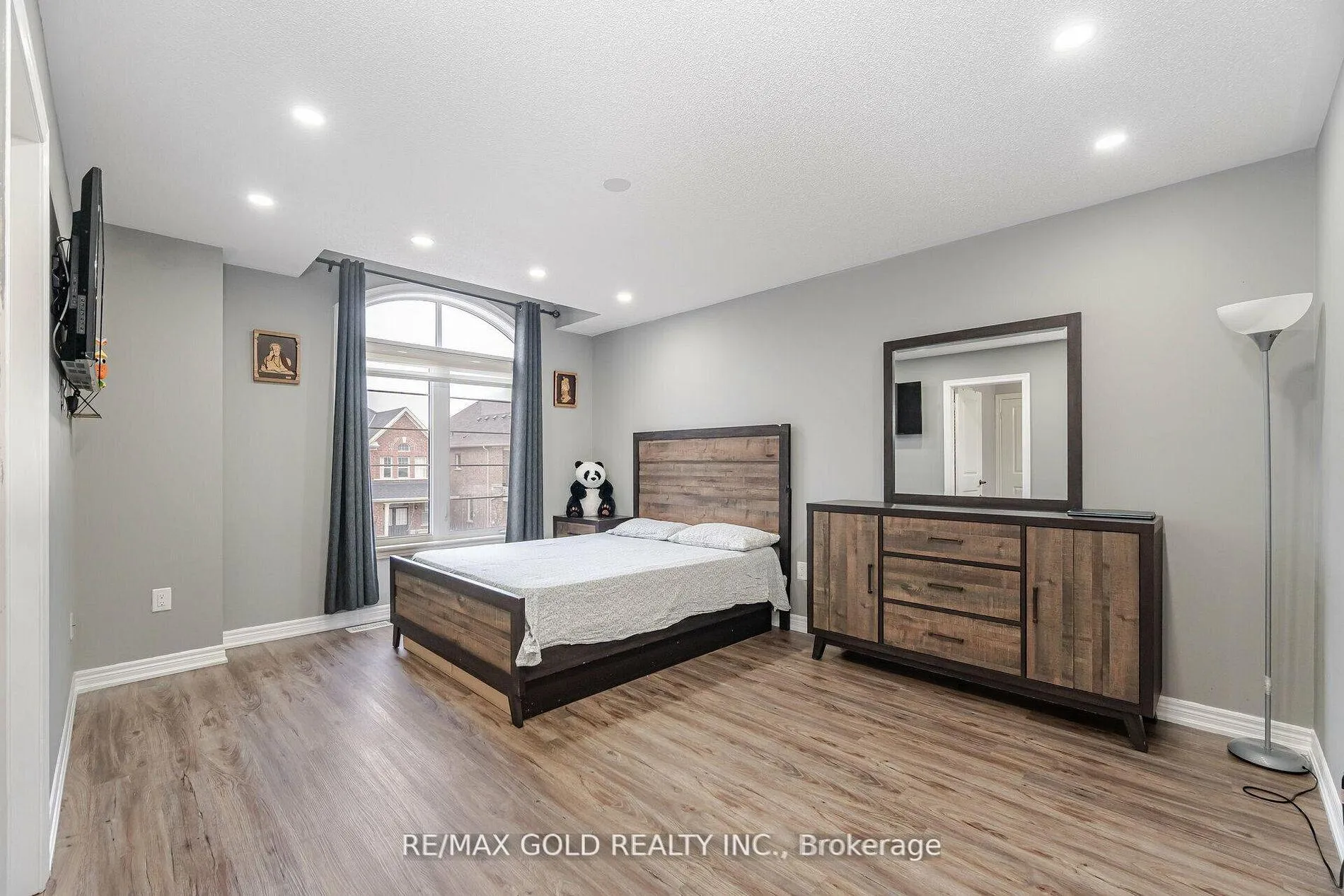 Photo 29 of 30 Fulmer Road, Brampton, Northwest Brampton — HOMEH