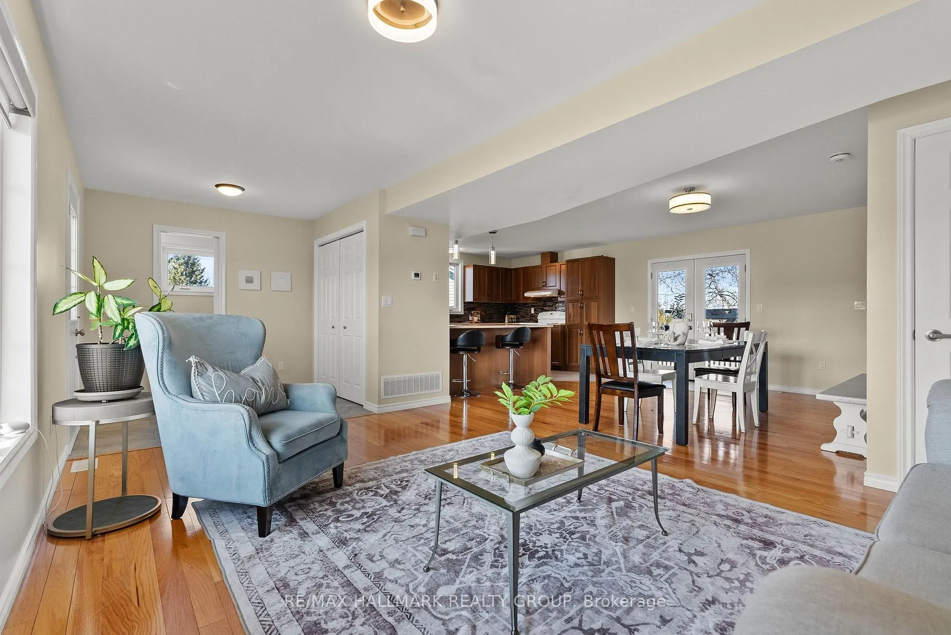 Photo 8 of 2431 Dunning Road, Ottawa, Cumberland West — HOMEH