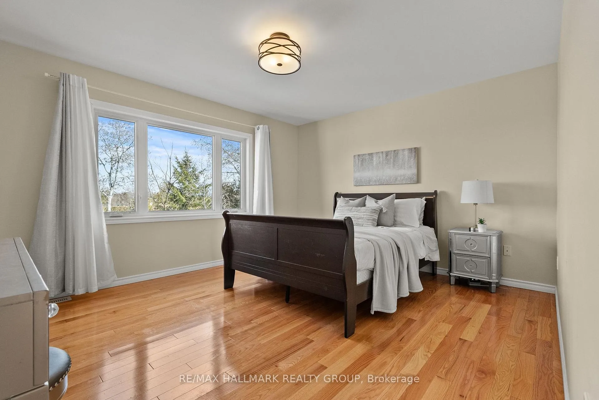 Photo 13 of 2431 Dunning Road, Ottawa, Cumberland West — HOMEH