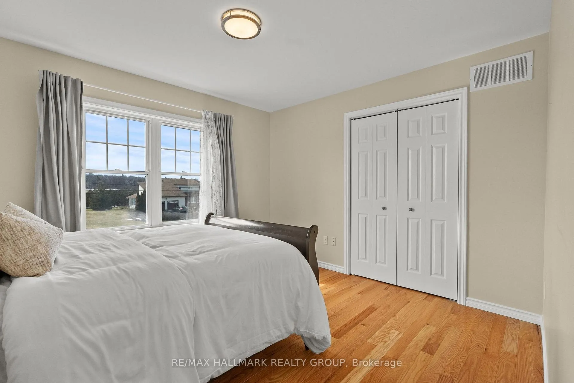 Photo 17 of 2431 Dunning Road, Ottawa, Cumberland West — HOMEH