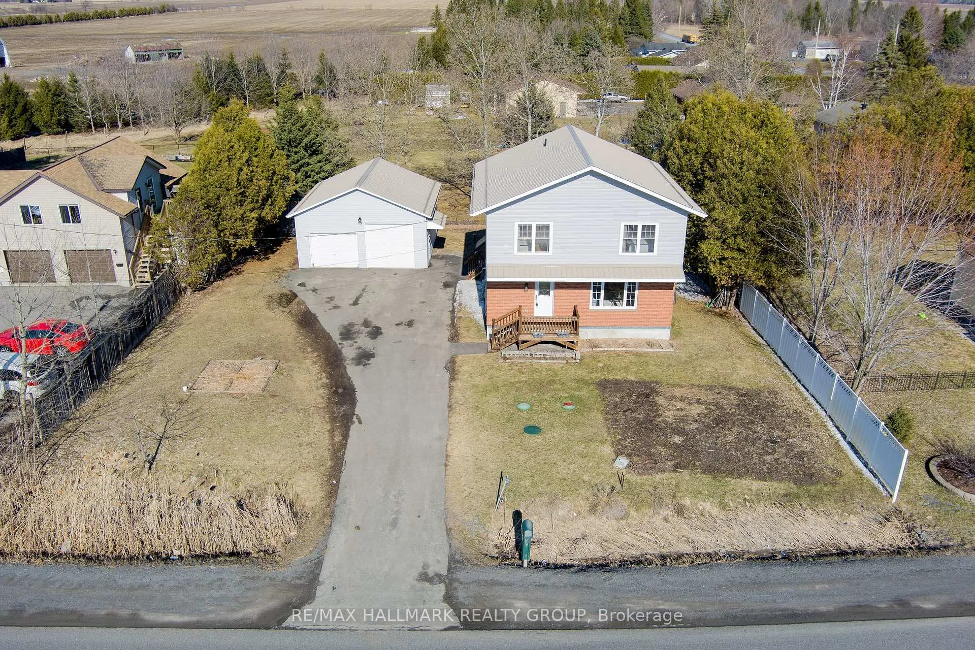 Photo 33 of 2431 Dunning Road, Ottawa, Cumberland West — HOMEH