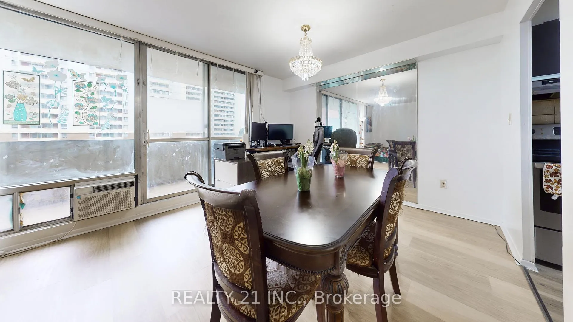 Photo 10 of Unit 2103, 5 Massey Square, Toronto, Crescent Town — HOMEH