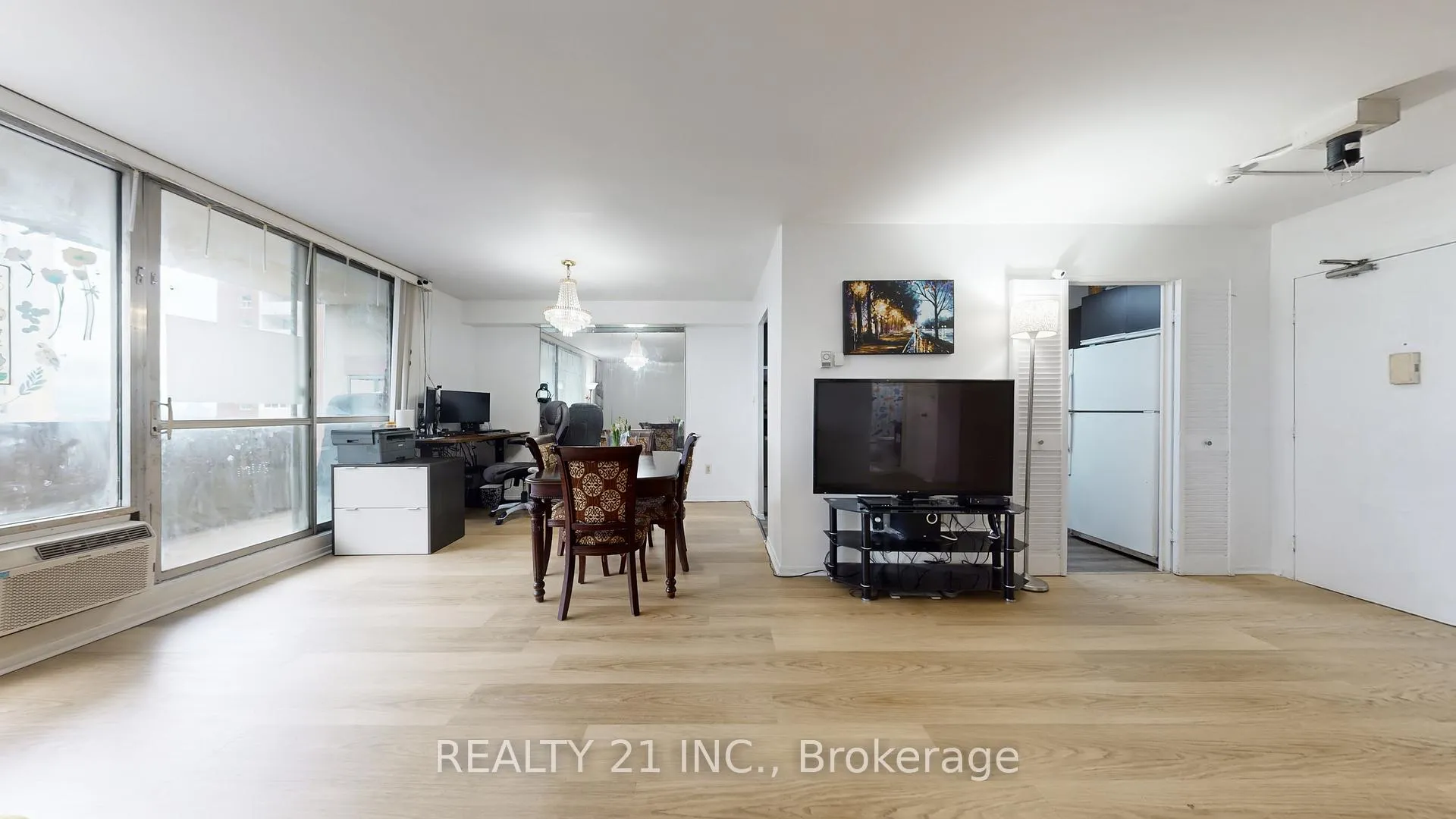 Photo 11 of Unit 2103, 5 Massey Square, Toronto, Crescent Town — HOMEH