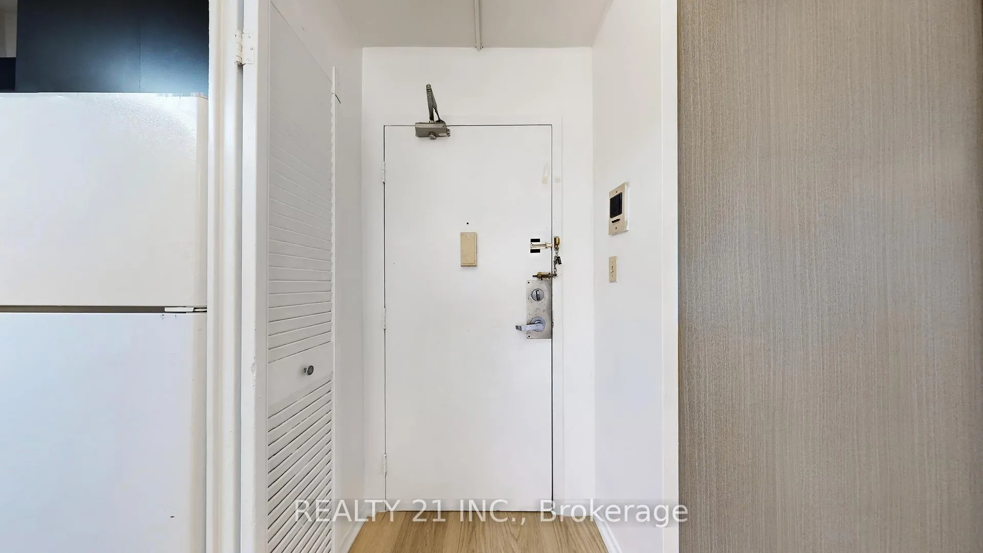 Photo 26 of Unit 2103, 5 Massey Square, Toronto, Crescent Town — HOMEH
