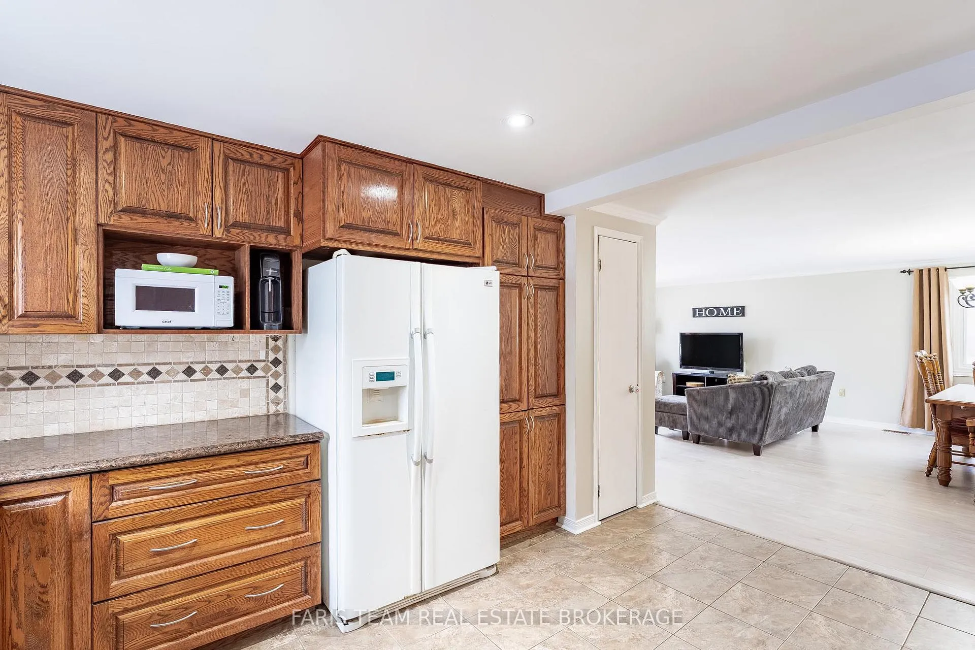 Photo 7 of 13 Maitland Drive, Barrie, Grove East — HOMEH