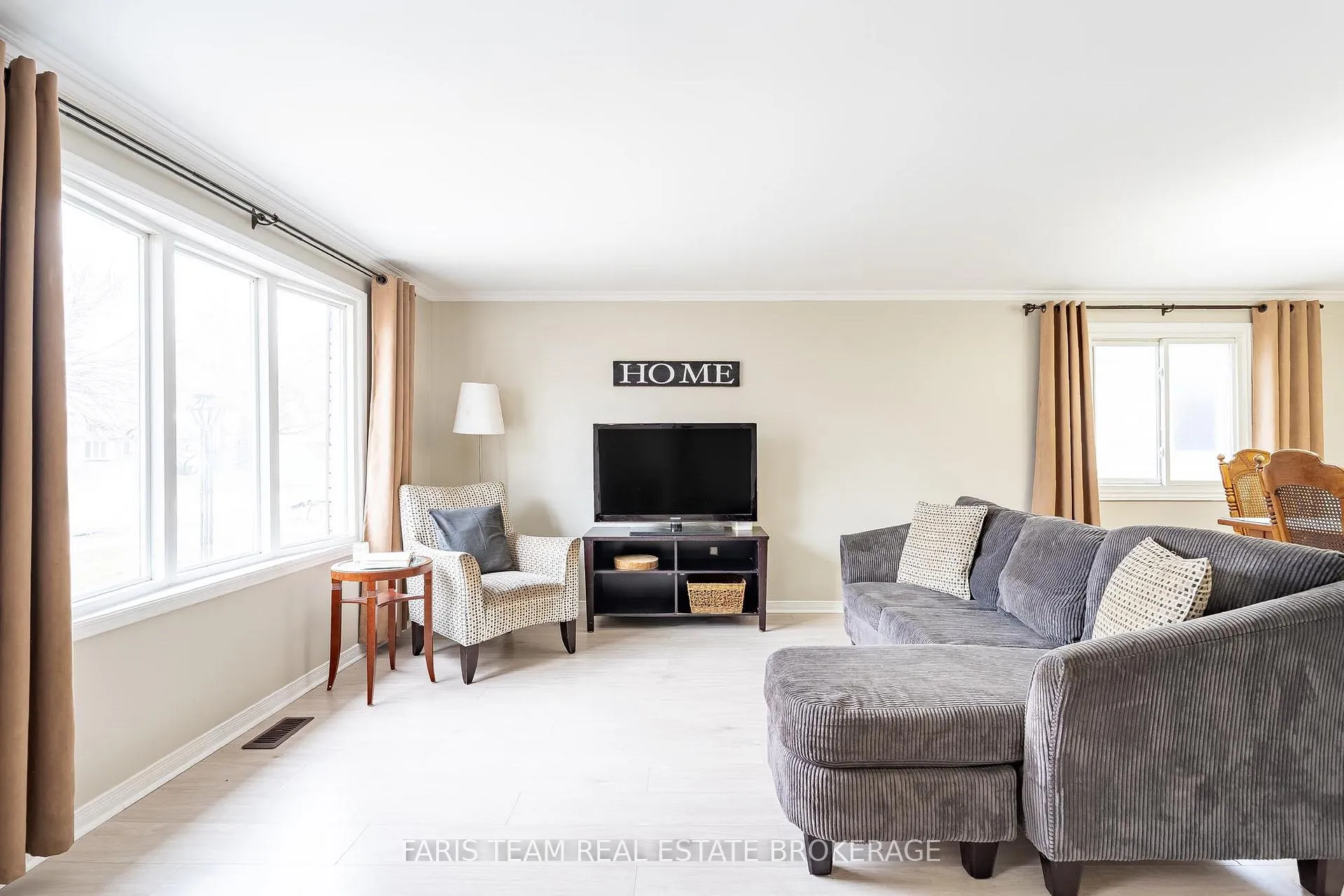 Photo 11 of 13 Maitland Drive, Barrie, Grove East — HOMEH