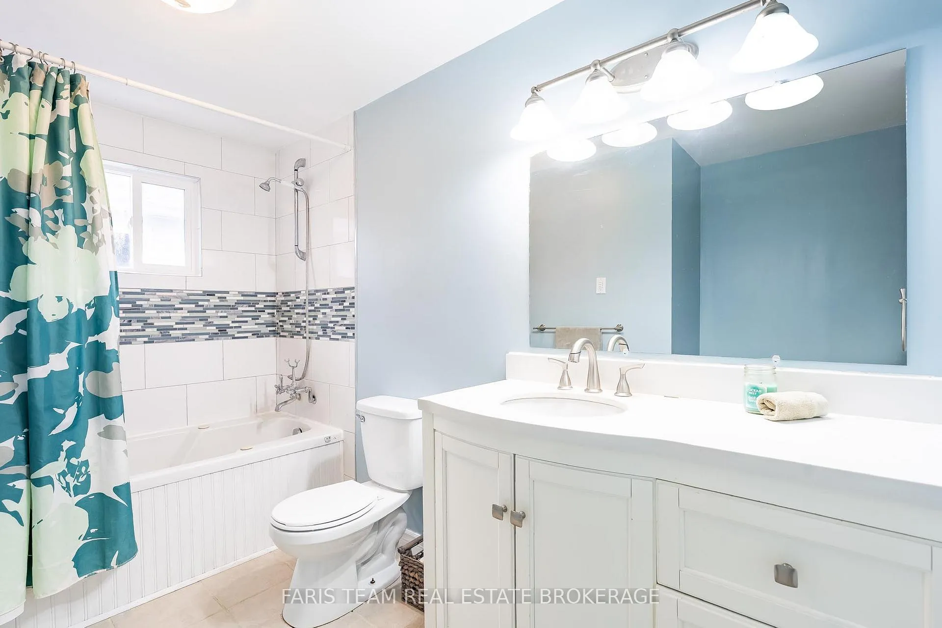 Photo 17 of 13 Maitland Drive, Barrie, Grove East — HOMEH