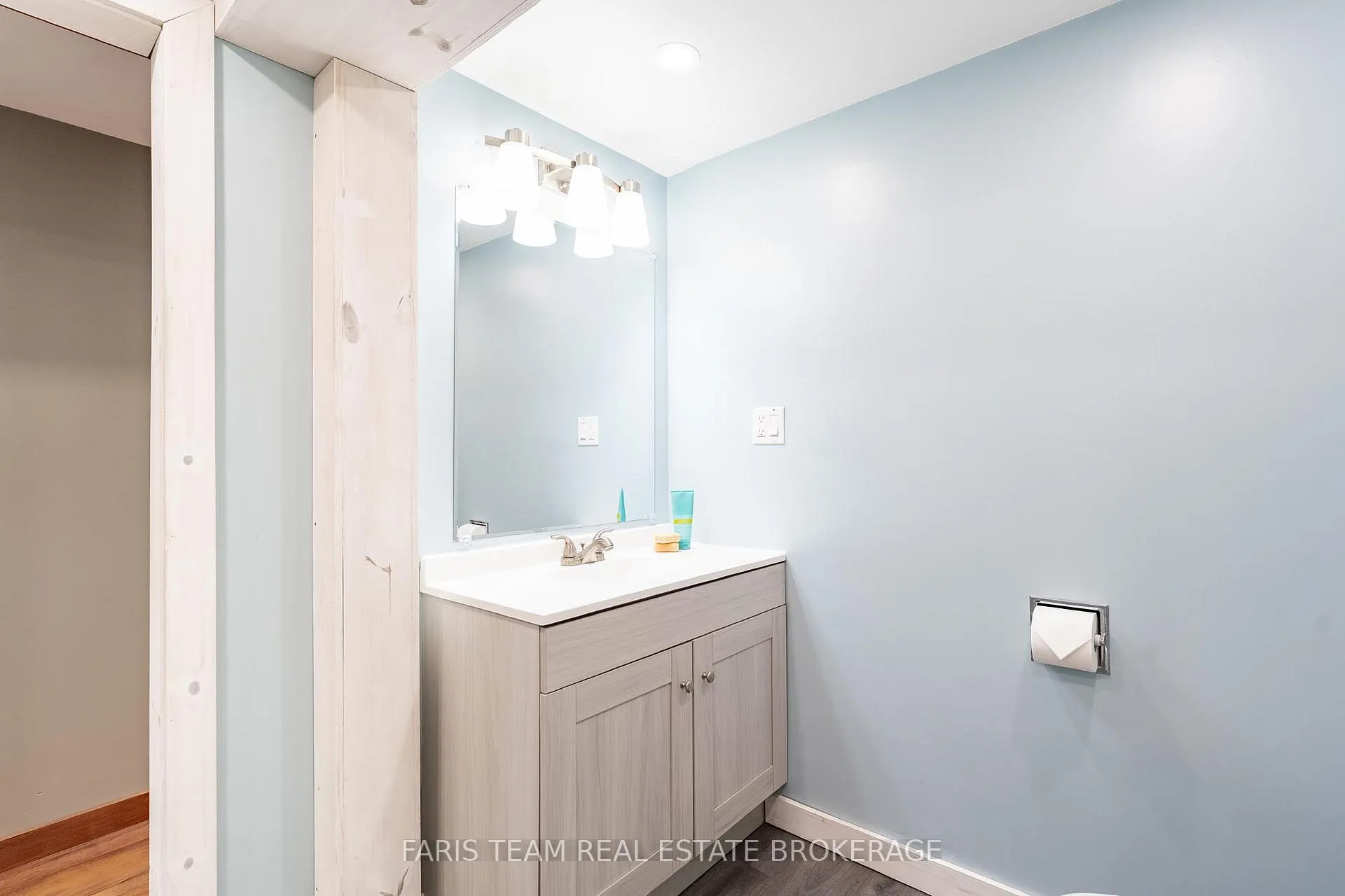 Photo 23 of 13 Maitland Drive, Barrie, Grove East — HOMEH