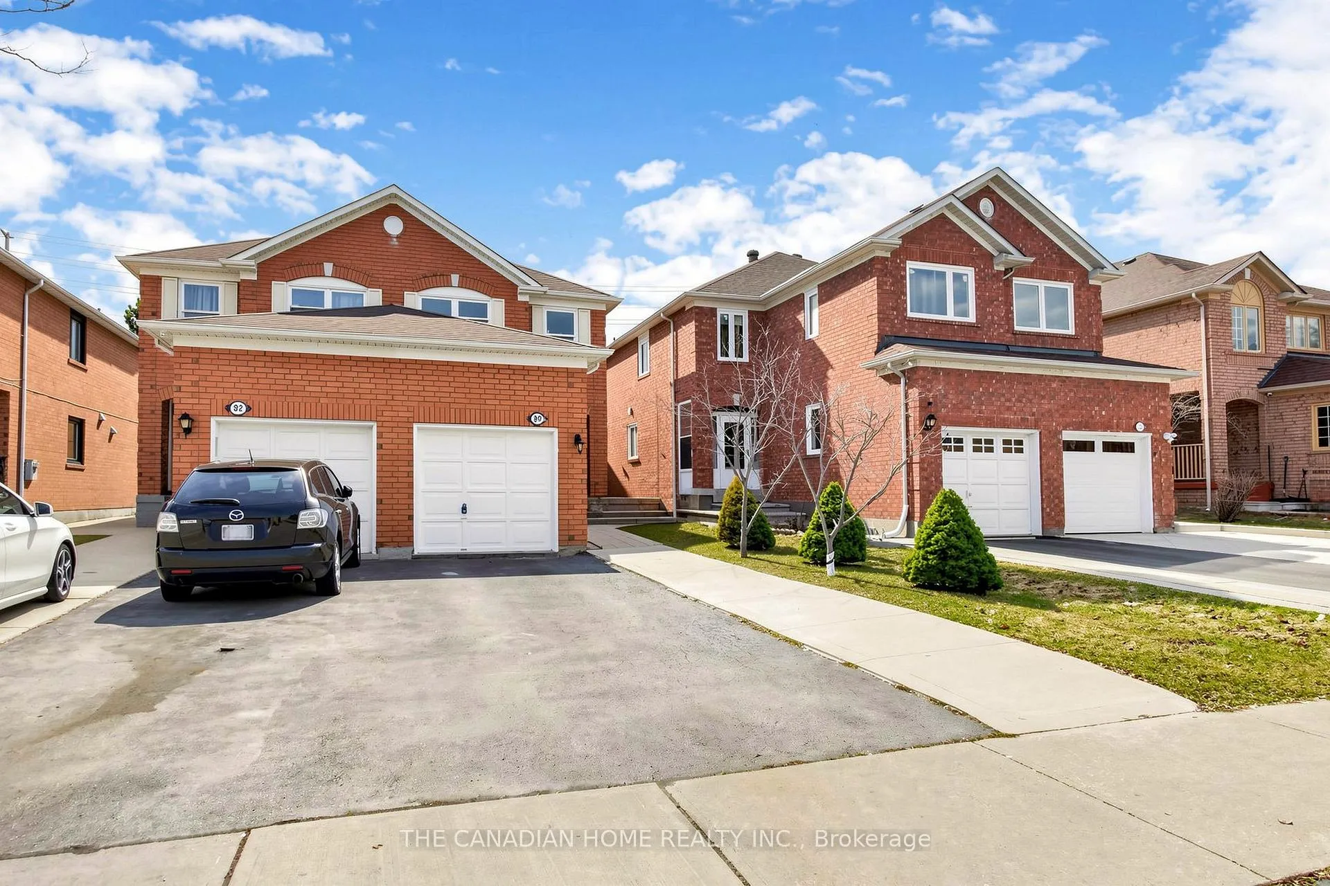 Photo 3 of 80 Mt Ranier Crescent E, Brampton, Sandringham-Wellington — HOMEH