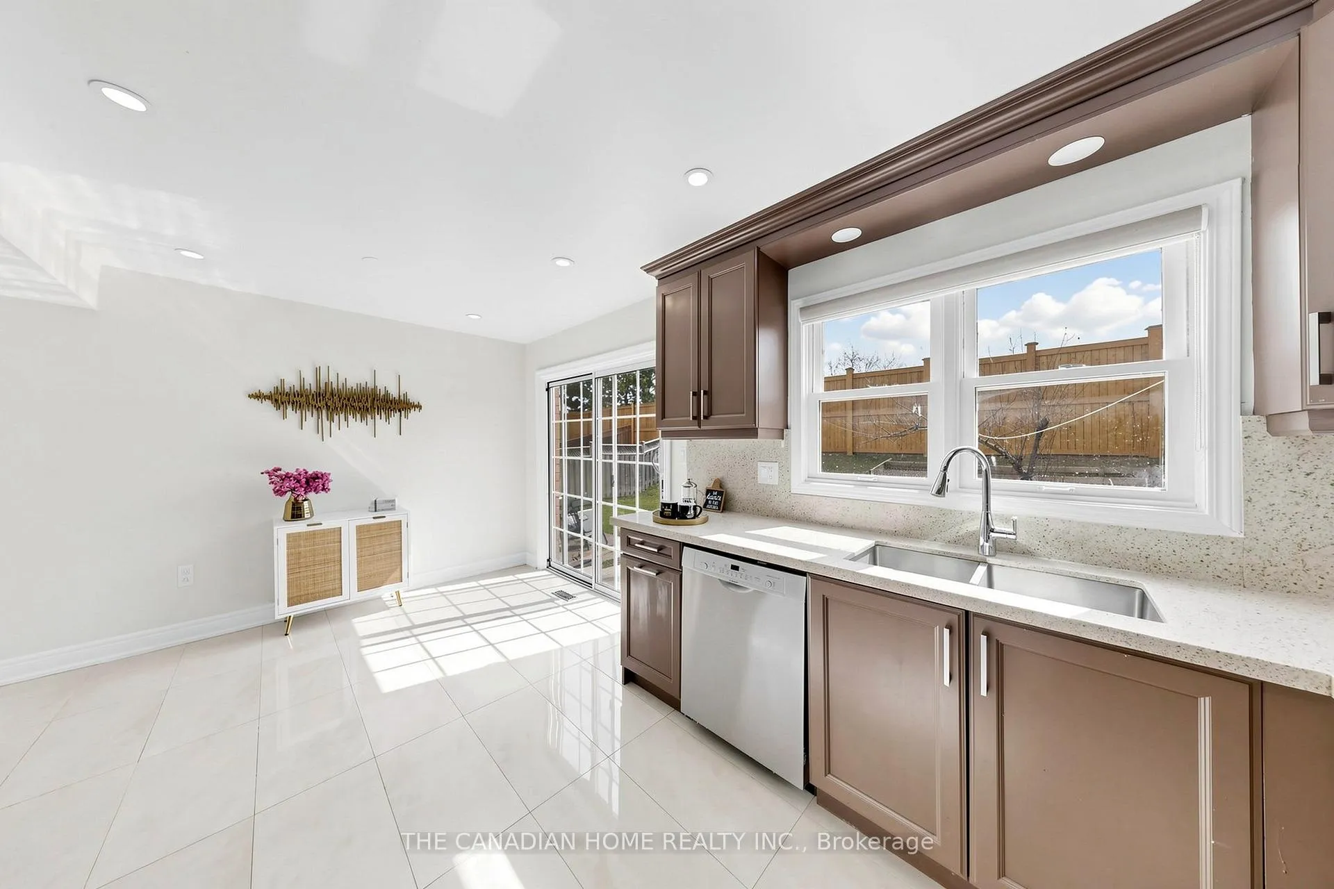 Photo 18 of 80 Mt Ranier Crescent E, Brampton, Sandringham-Wellington — HOMEH