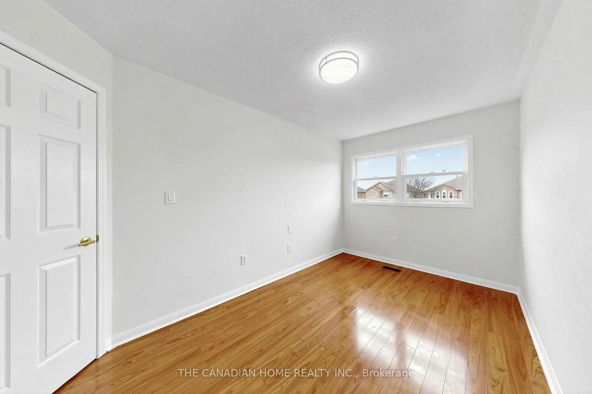 Photo 32 of 80 Mt Ranier Crescent E, Brampton, Sandringham-Wellington — HOMEH