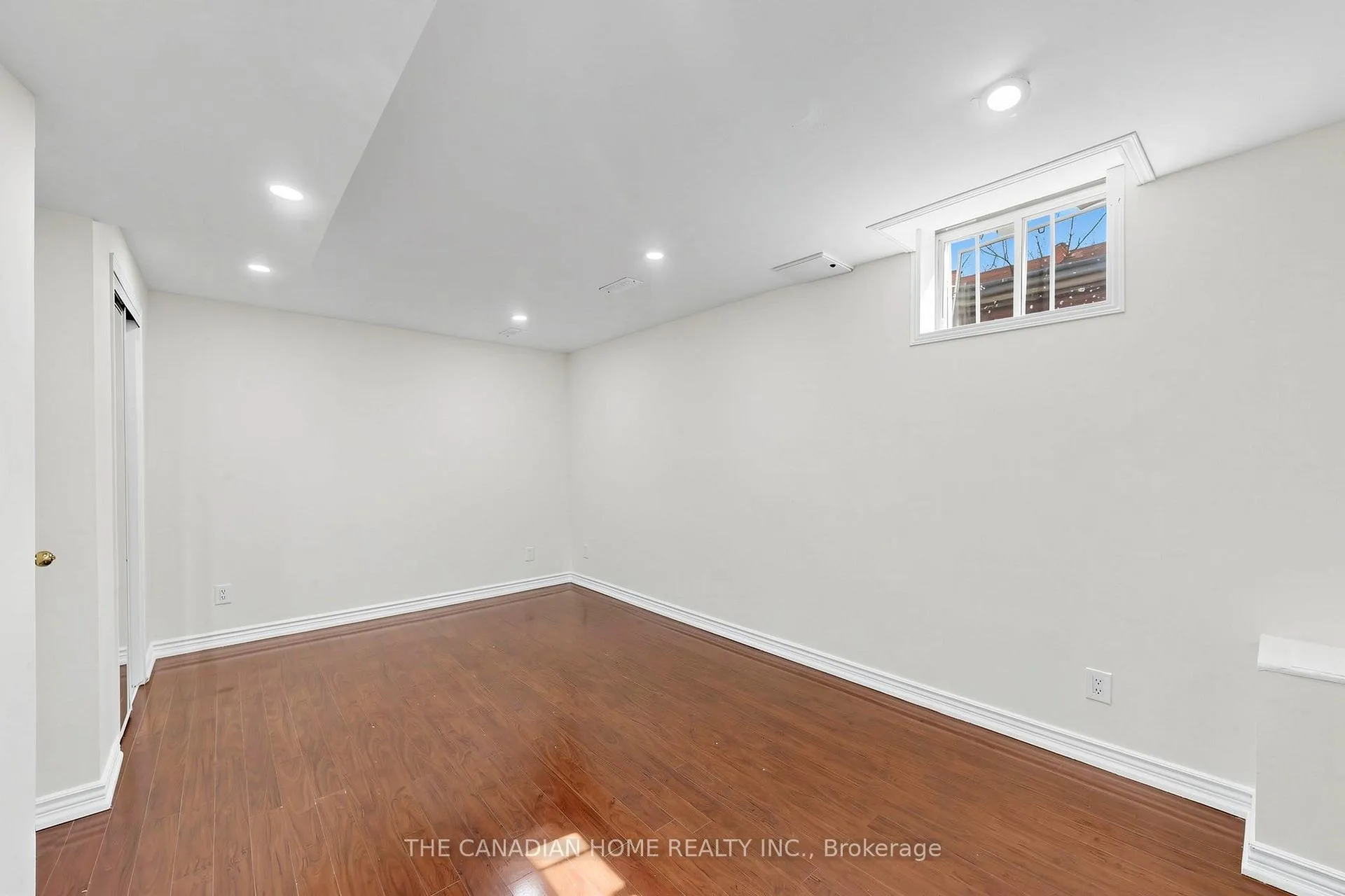 Photo 39 of 80 Mt Ranier Crescent E, Brampton, Sandringham-Wellington — HOMEH