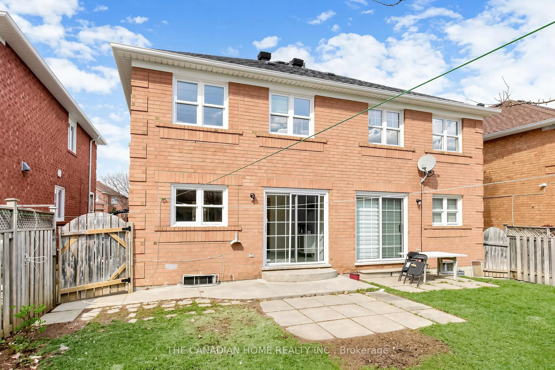 Photo 46 of 80 Mt Ranier Crescent E, Brampton, Sandringham-Wellington — HOMEH