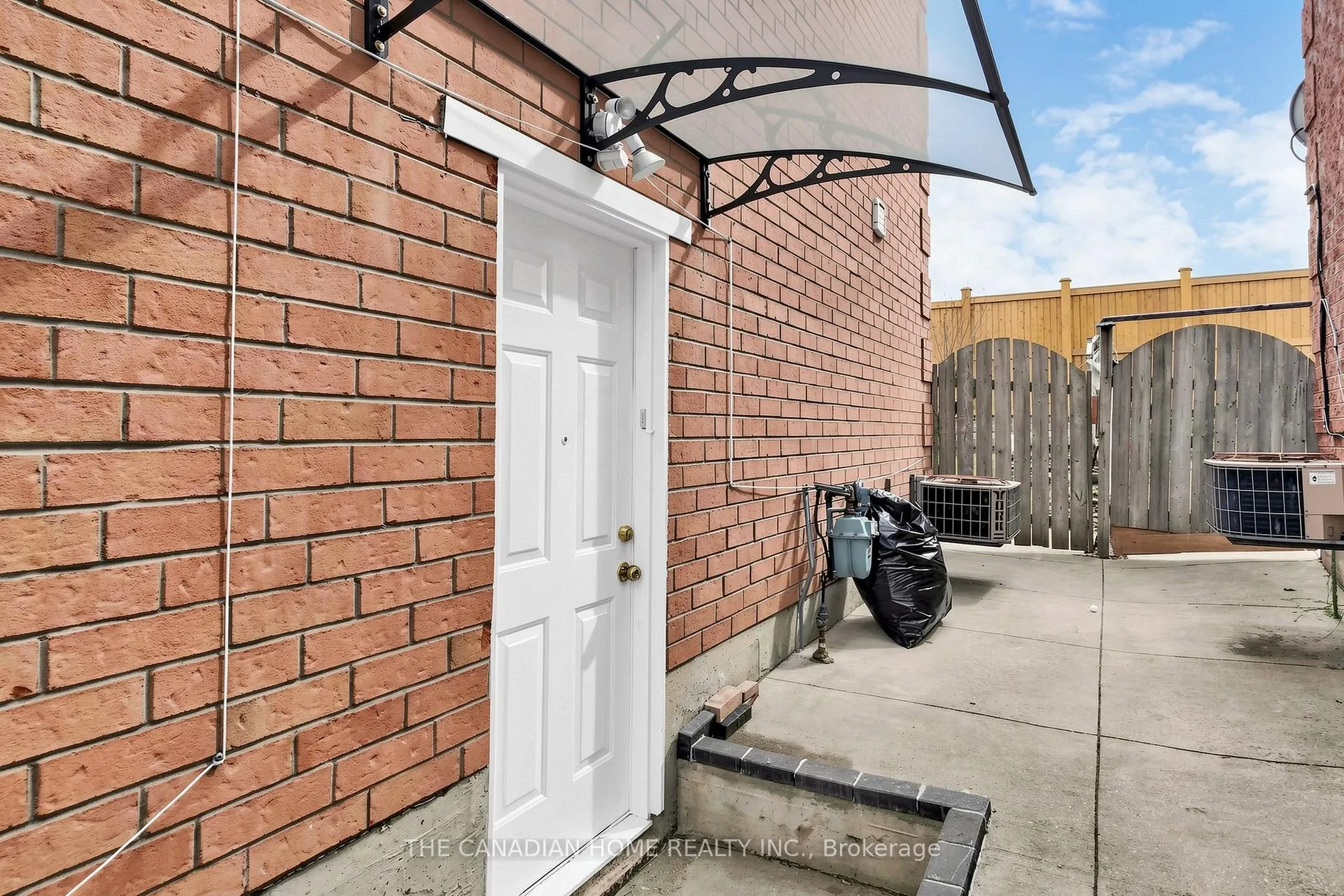 Photo 49 of 80 Mt Ranier Crescent E, Brampton, Sandringham-Wellington — HOMEH