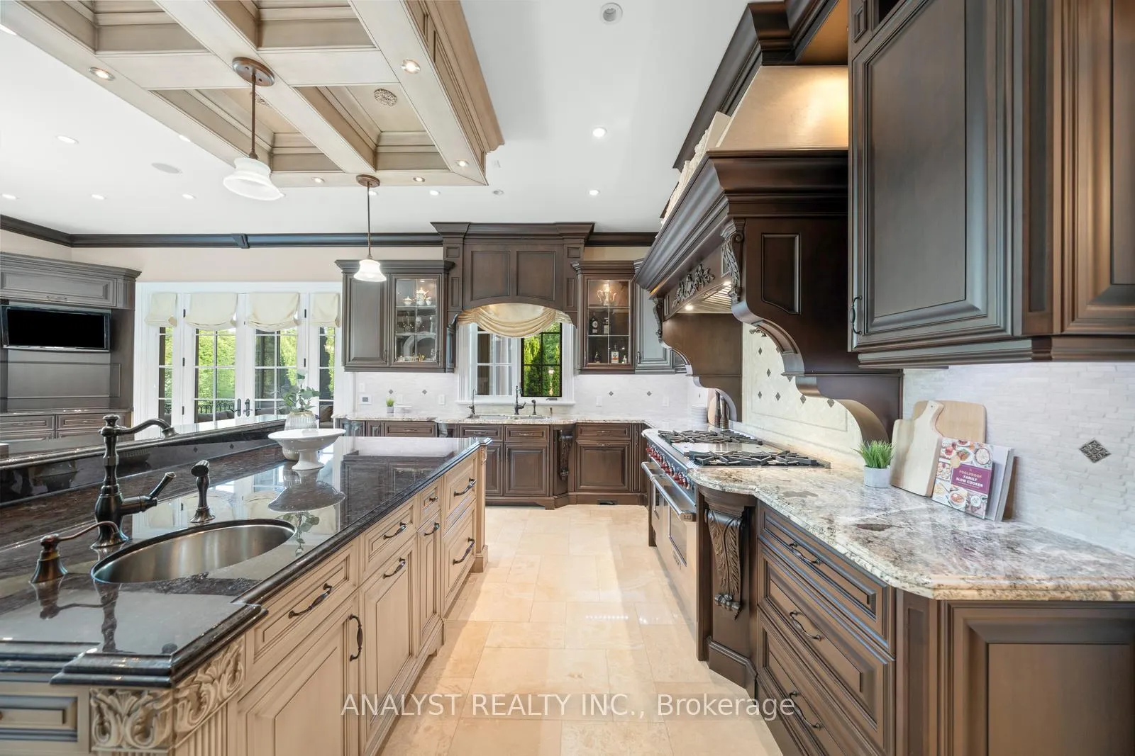 Photo 9 of 86 Eden Vale Drive, King, King City — HOMEH
