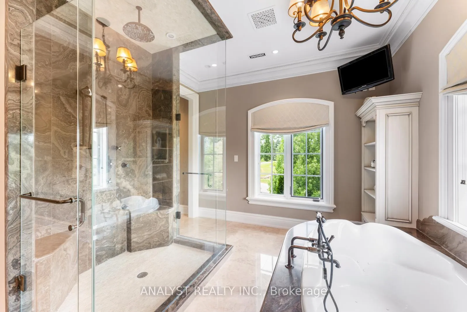 Photo 18 of 86 Eden Vale Drive, King, King City — HOMEH