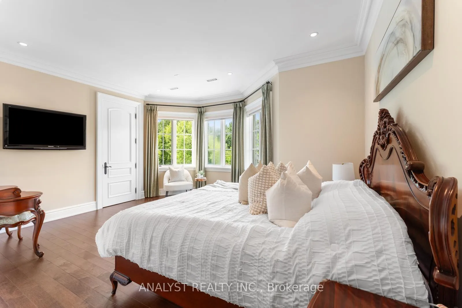 Photo 20 of 86 Eden Vale Drive, King, King City — HOMEH