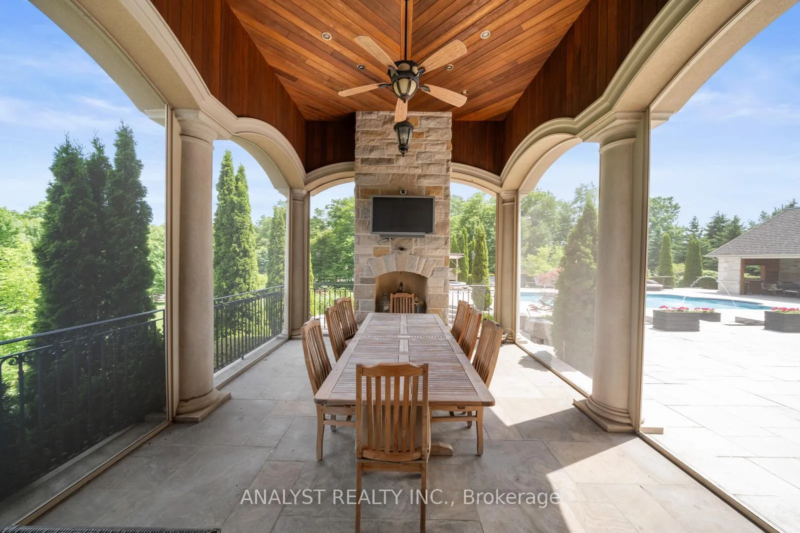 Photo 32 of 86 Eden Vale Drive, King, King City — HOMEH