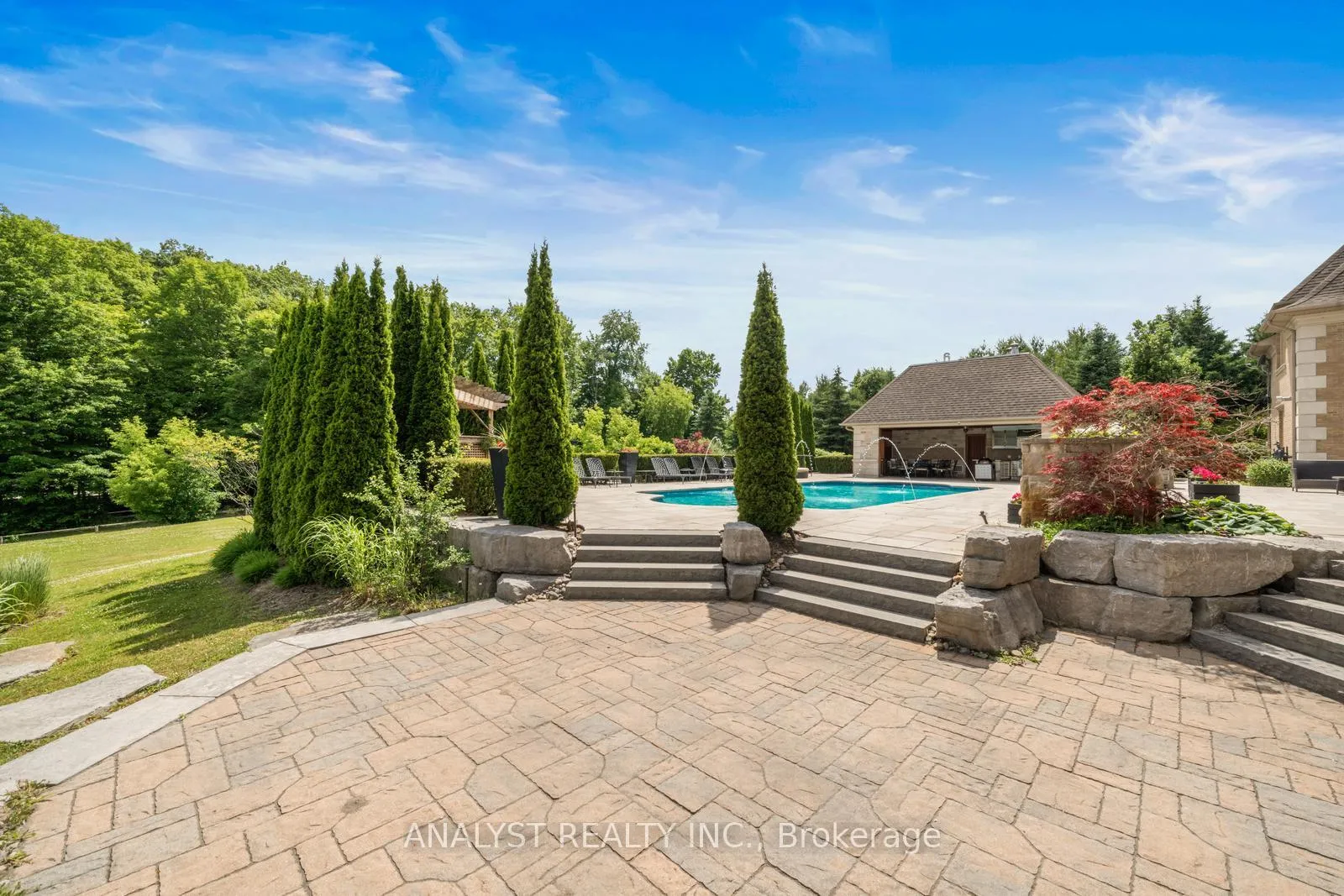 Photo 34 of 86 Eden Vale Drive, King, King City — HOMEH