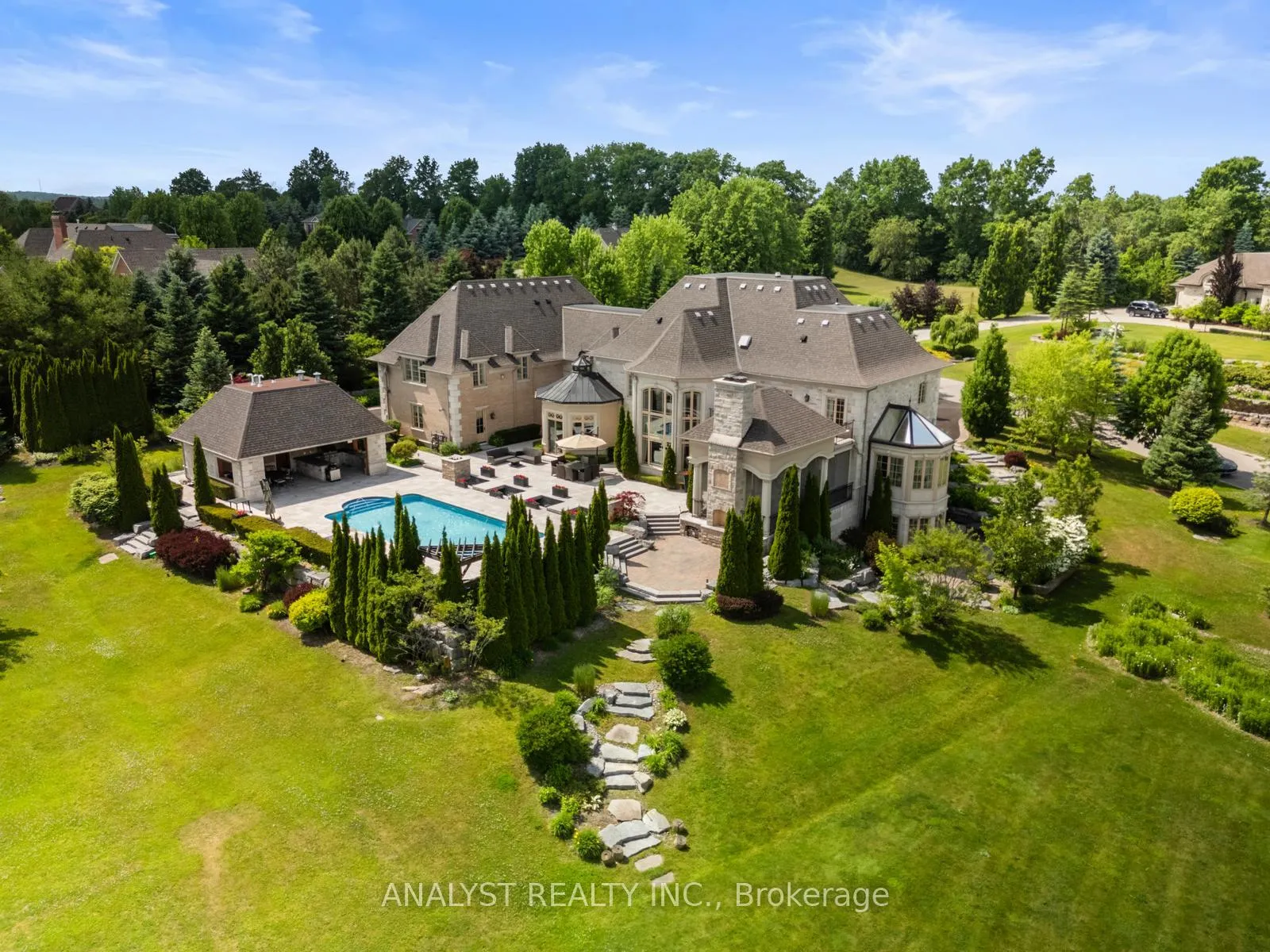 Photo 50 of 86 Eden Vale Drive, King, King City — HOMEH