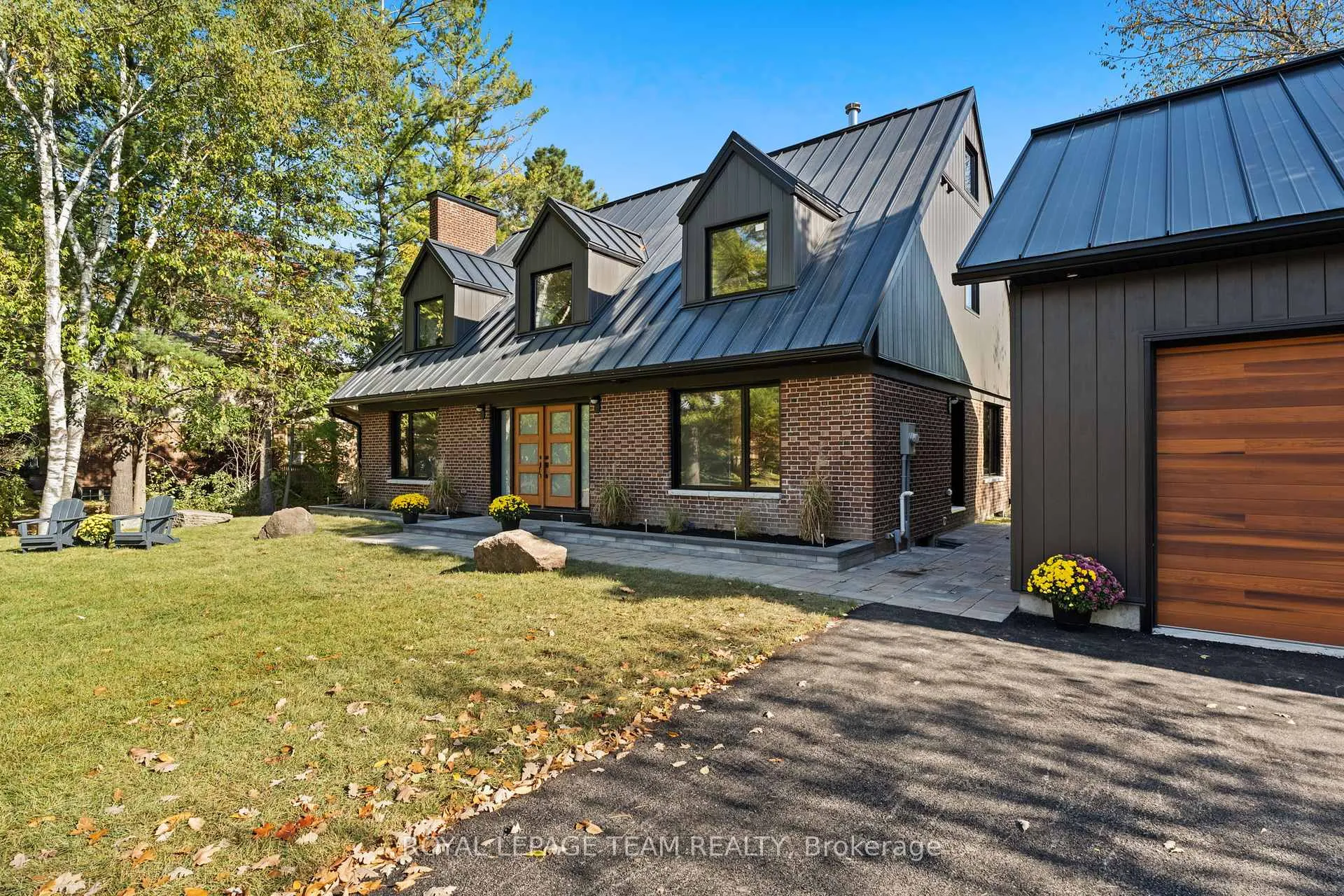 Photo 4 of 5575 South Sunset Drive, Ottawa, Manotick Long Island & Nicholls Island — HOMEH
