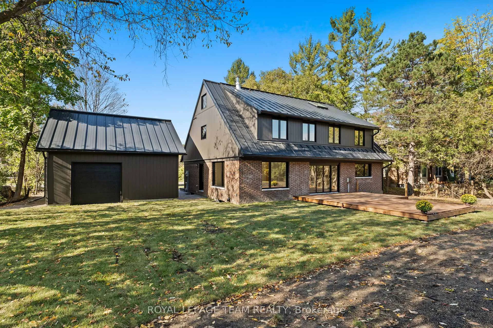 Photo 6 of 5575 South Sunset Drive, Ottawa, Manotick Long Island & Nicholls Island — HOMEH