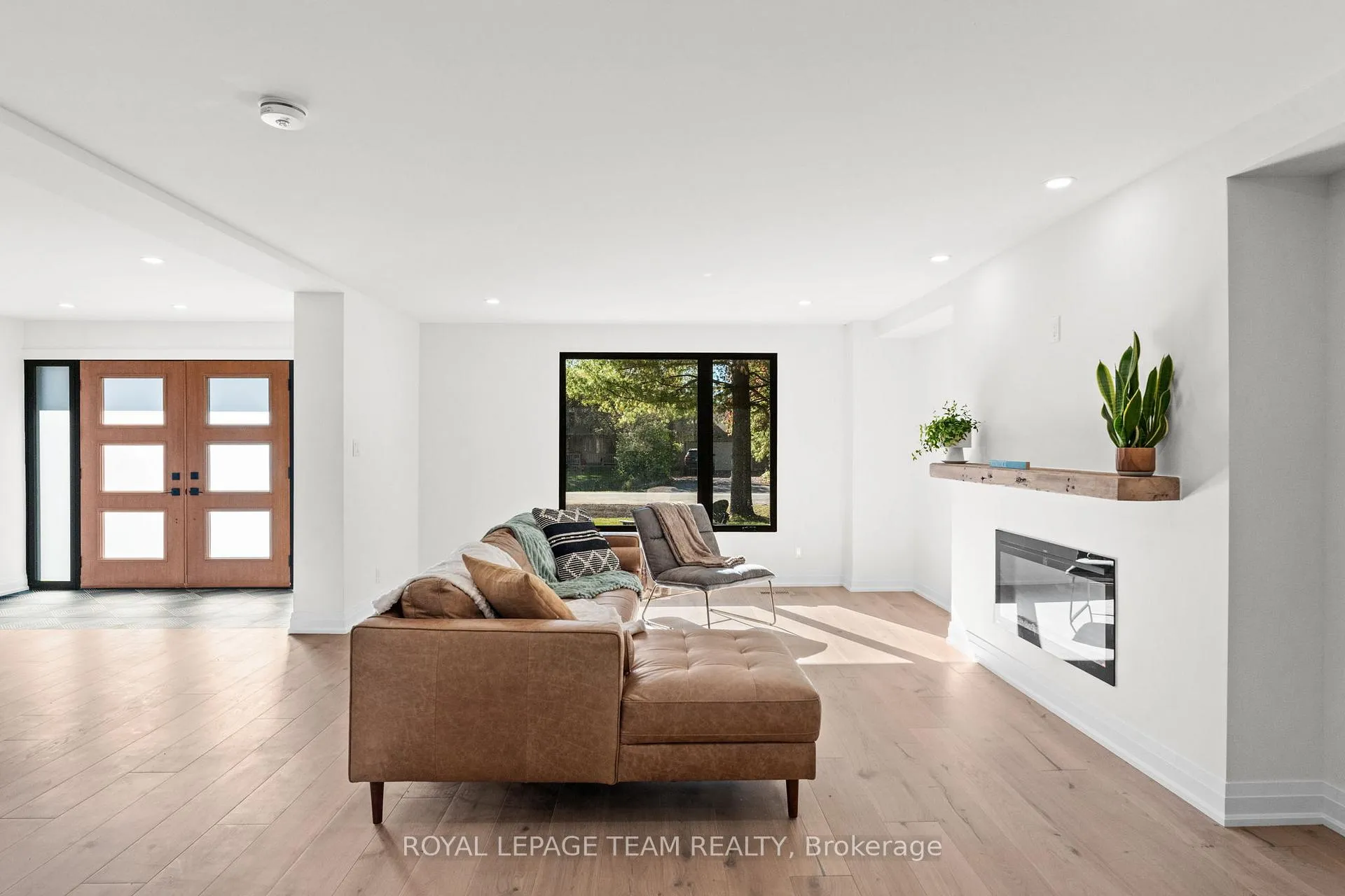 Photo 10 of 5575 South Sunset Drive, Ottawa, Manotick Long Island & Nicholls Island — HOMEH