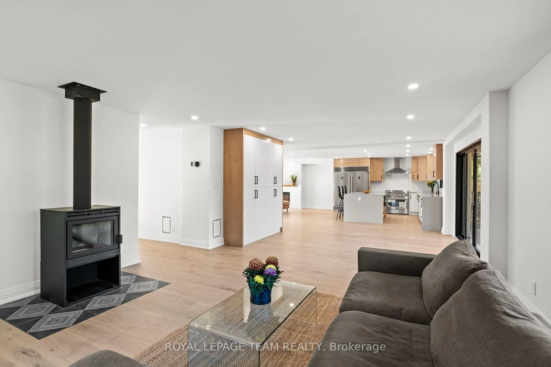 Photo 11 of 5575 South Sunset Drive, Ottawa, Manotick Long Island & Nicholls Island — HOMEH