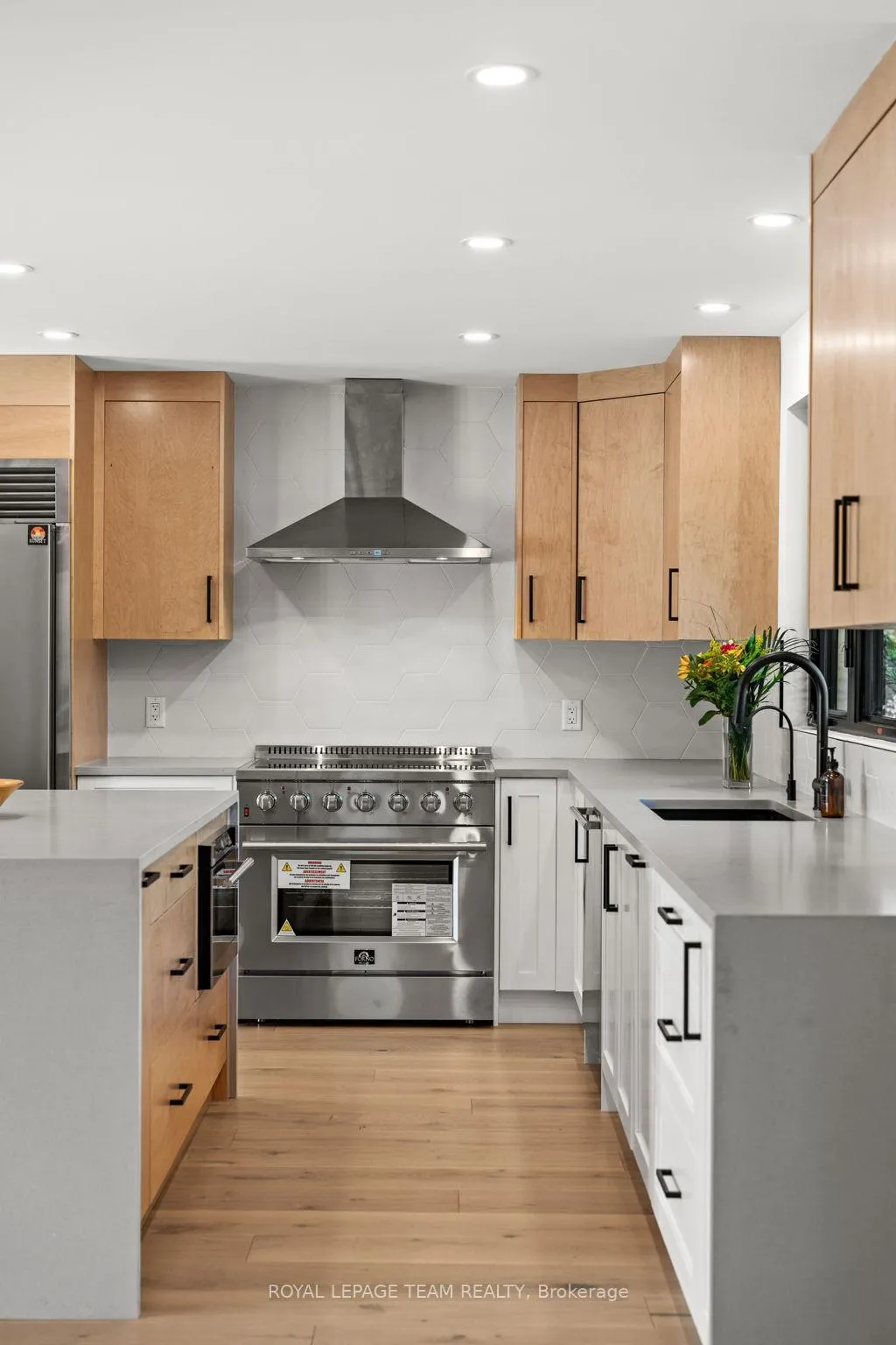 Photo 15 of 5575 South Sunset Drive, Ottawa, Manotick Long Island & Nicholls Island — HOMEH